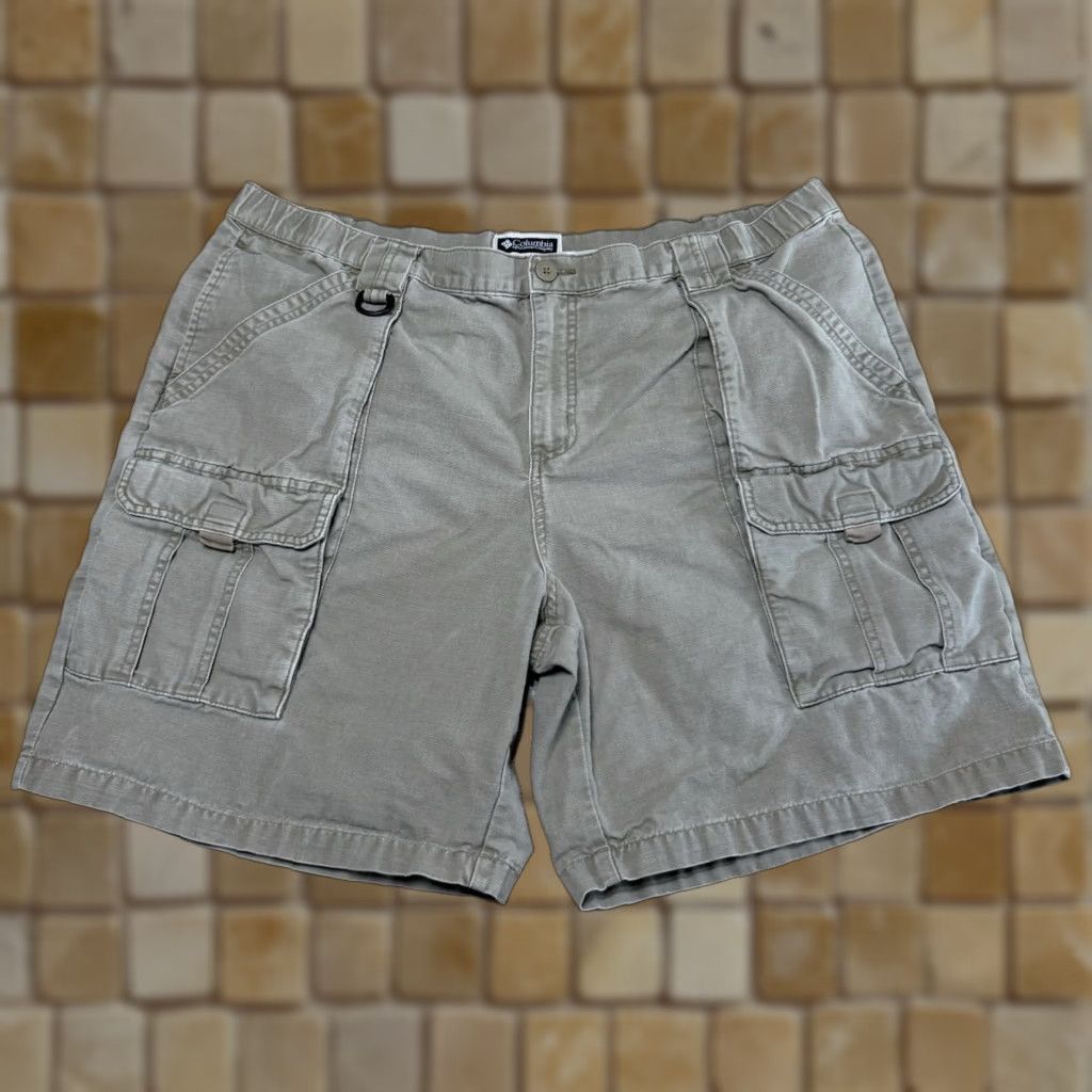 Vintage VINTAGE Columbia Cargo Shorts Men XL Green Outdoor Hiking Pockets Summer Size US 36 / EU 52 - 1 Thumbnail