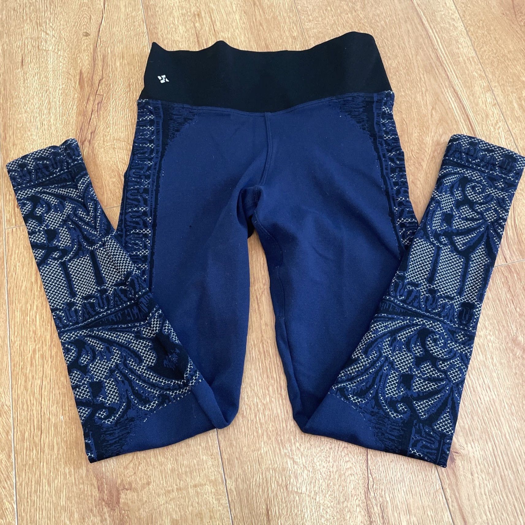 Vintage NUX Leggings Jacquard Lace Printed Greta Compression Navy Black Small Women Skinny Athletic Regular Size S Pocketed? 0 Size 28" / US 6 / IT 42 - 2 Thumbnail