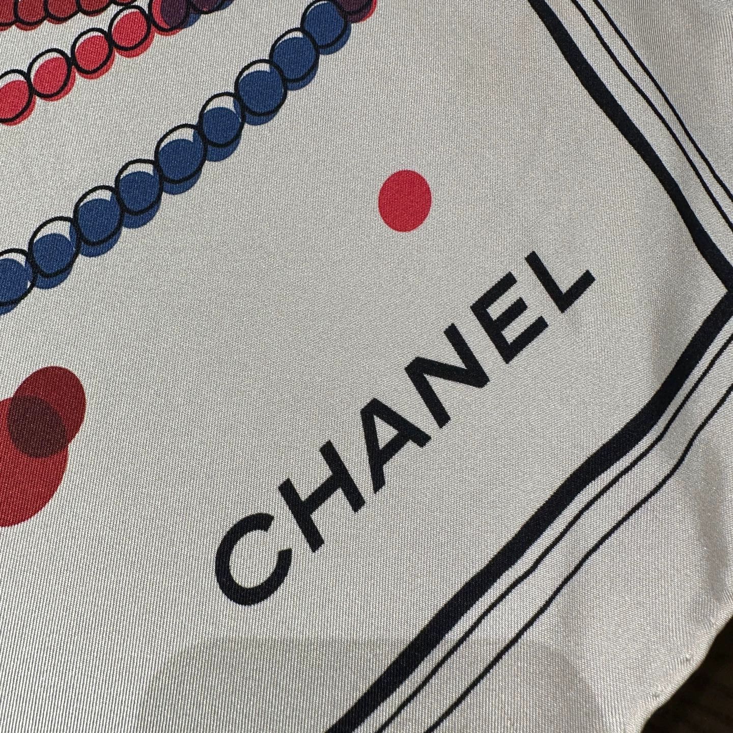 Chanel Chanel apr49 Floral Logo Silk Scarf Size ONE SIZE - 6 Thumbnail