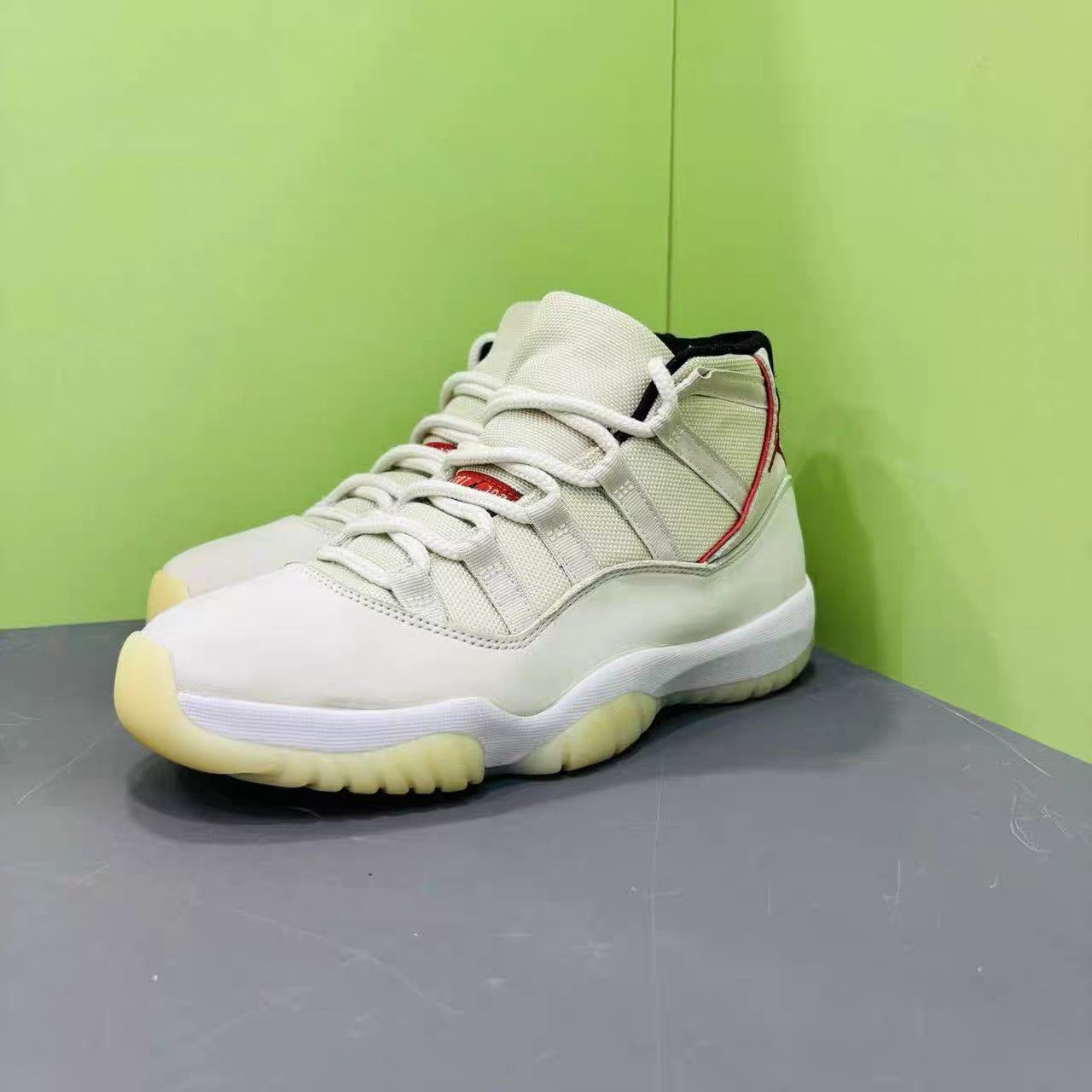 Jordan Brand Air Jordan 11 "Bugs Bunny" Basketball Shoes K15 Size US 9.5 / EU 42-43 - 1 Thumbnail