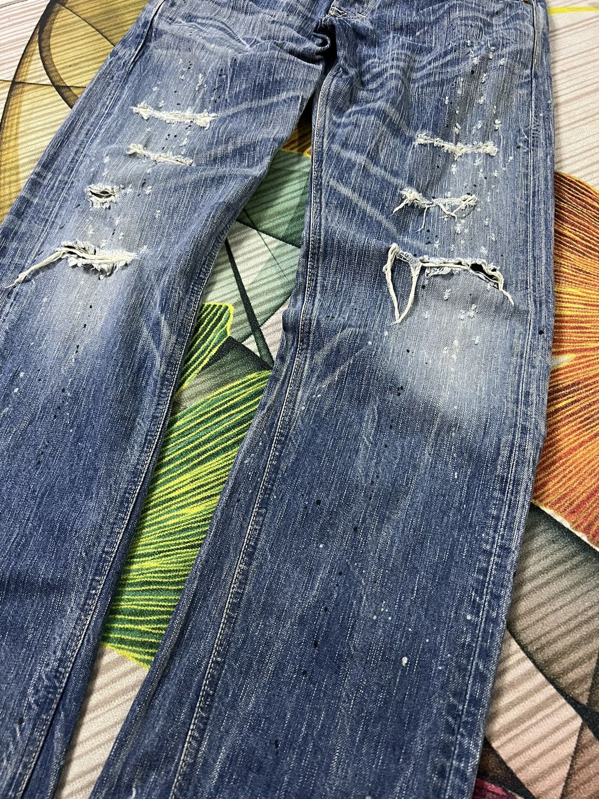 Edwin × Japanese Brand VTG EDWIN 503 BLUE TRIP SPLATTER DISTRESSED JEANS Size US 31 - 4 Thumbnail