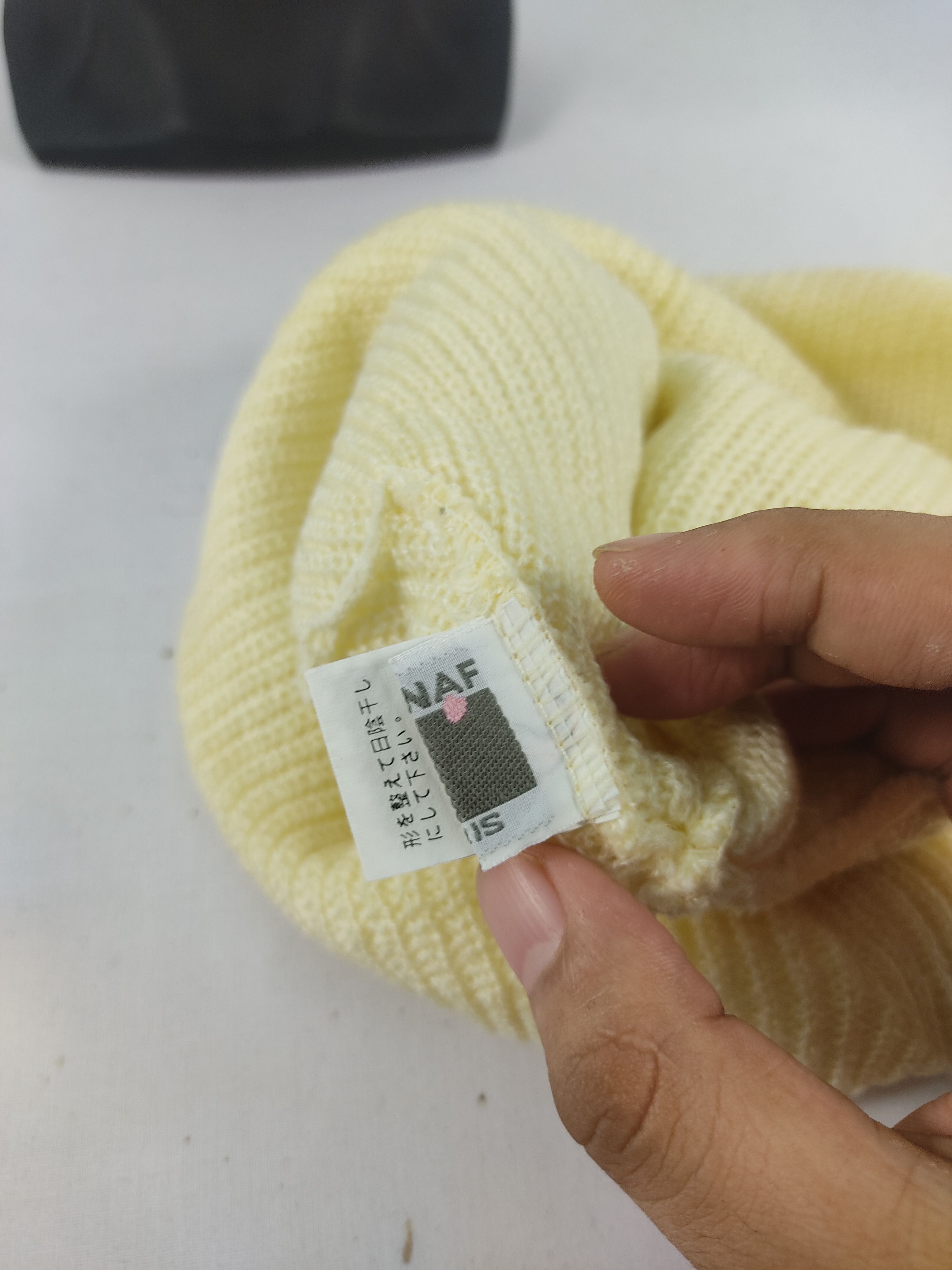 Designer × Vintage Vintage Naf Naf Paris Ear Beanie / Snow Hat / Snow Cap Size ONE SIZE - 7 Thumbnail