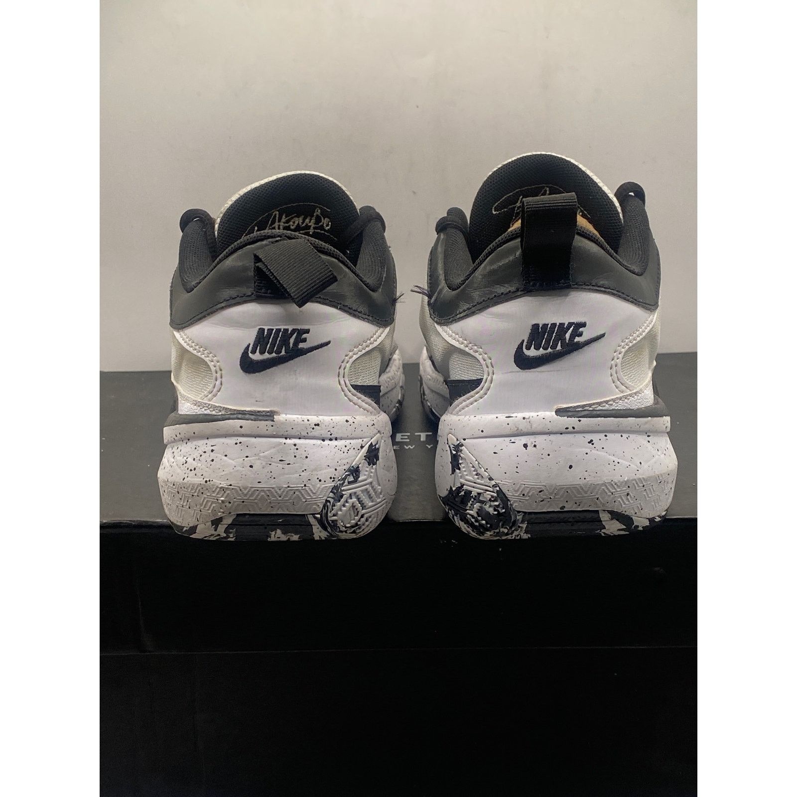 Nike Nike Freak 5 GS [DZ4486-100] Kids Basketball White US 6Y Size US 6 / EU 39 - 4 Thumbnail