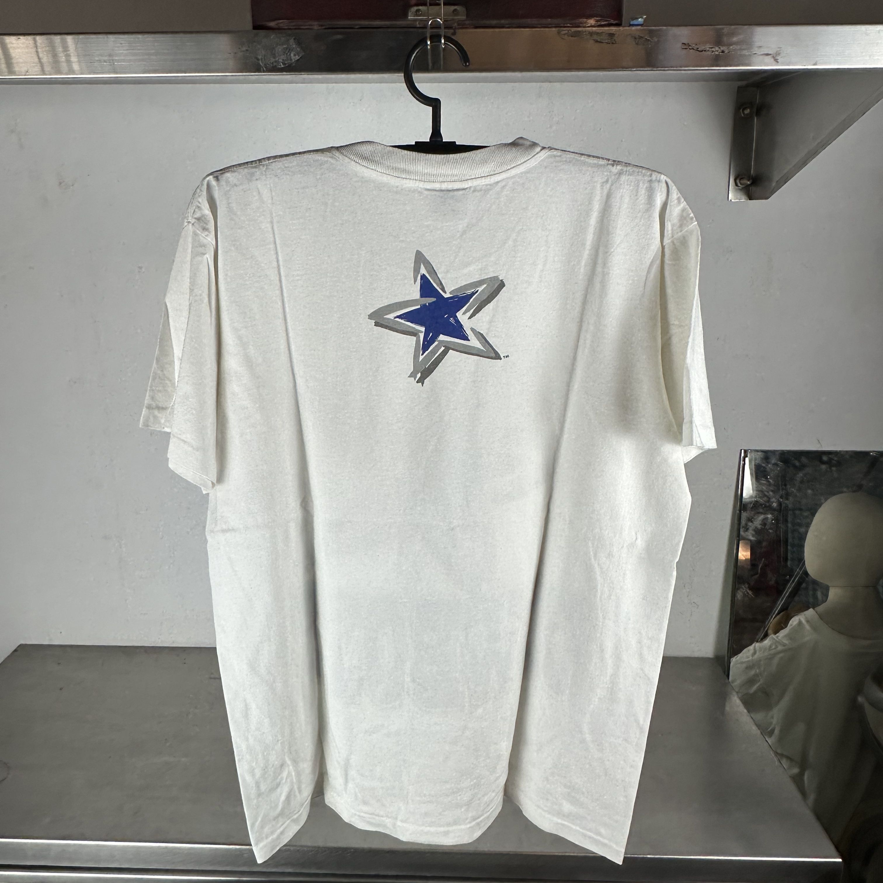 Vintage Vintage 90s Dallas Cowboys Double Sided NFL T-shirt Size US L / EU 52-54 / 3 - 3 Thumbnail