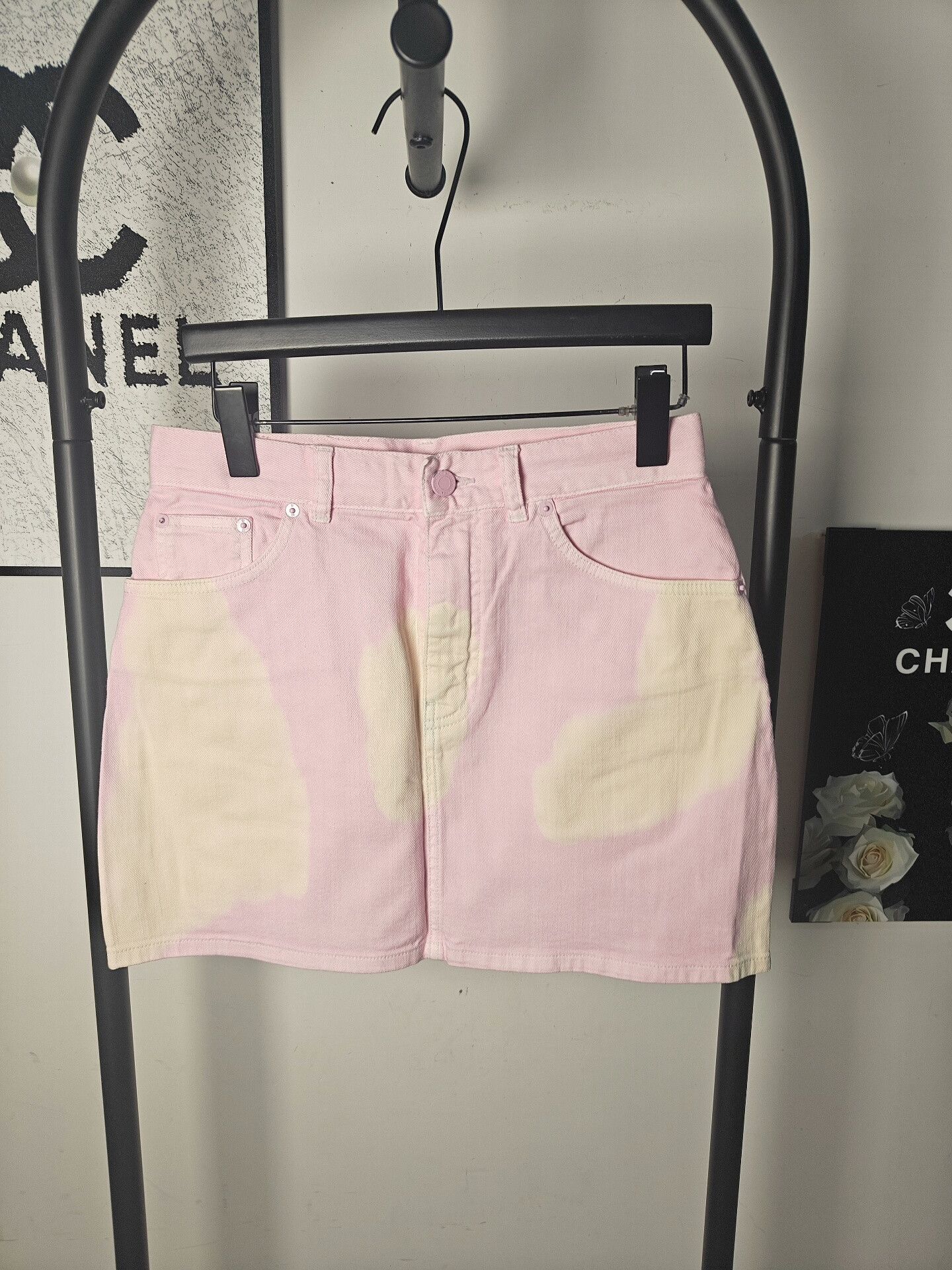 Givenchy Givenchy Denim White Jeans 28 Women Size 28" / US 6 / IT 42 - 1 Thumbnail