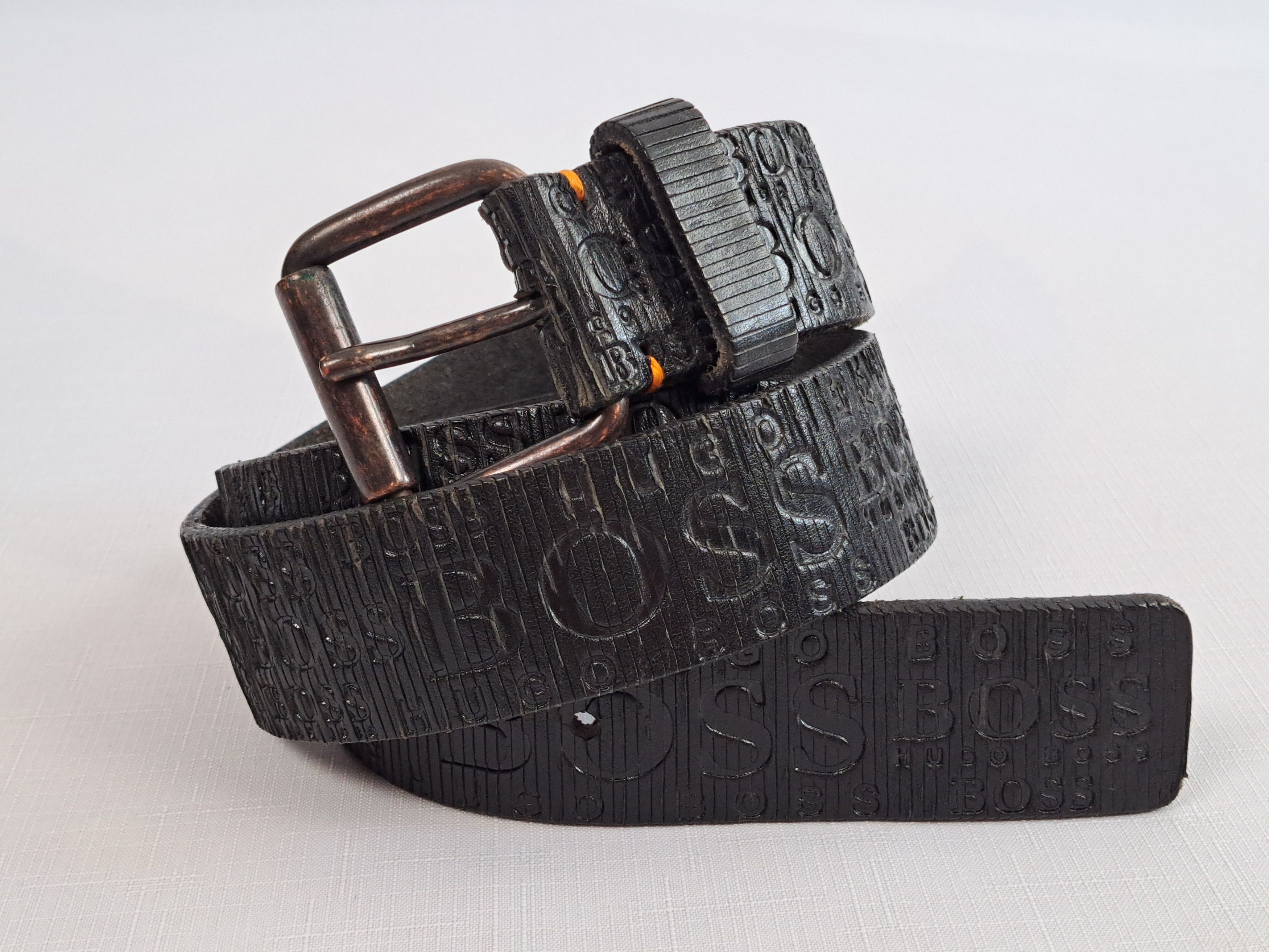 Hugo Boss HUGO BOSS calf leather belt. Handmade in Italy Size ONE SIZE - 3 Thumbnail
