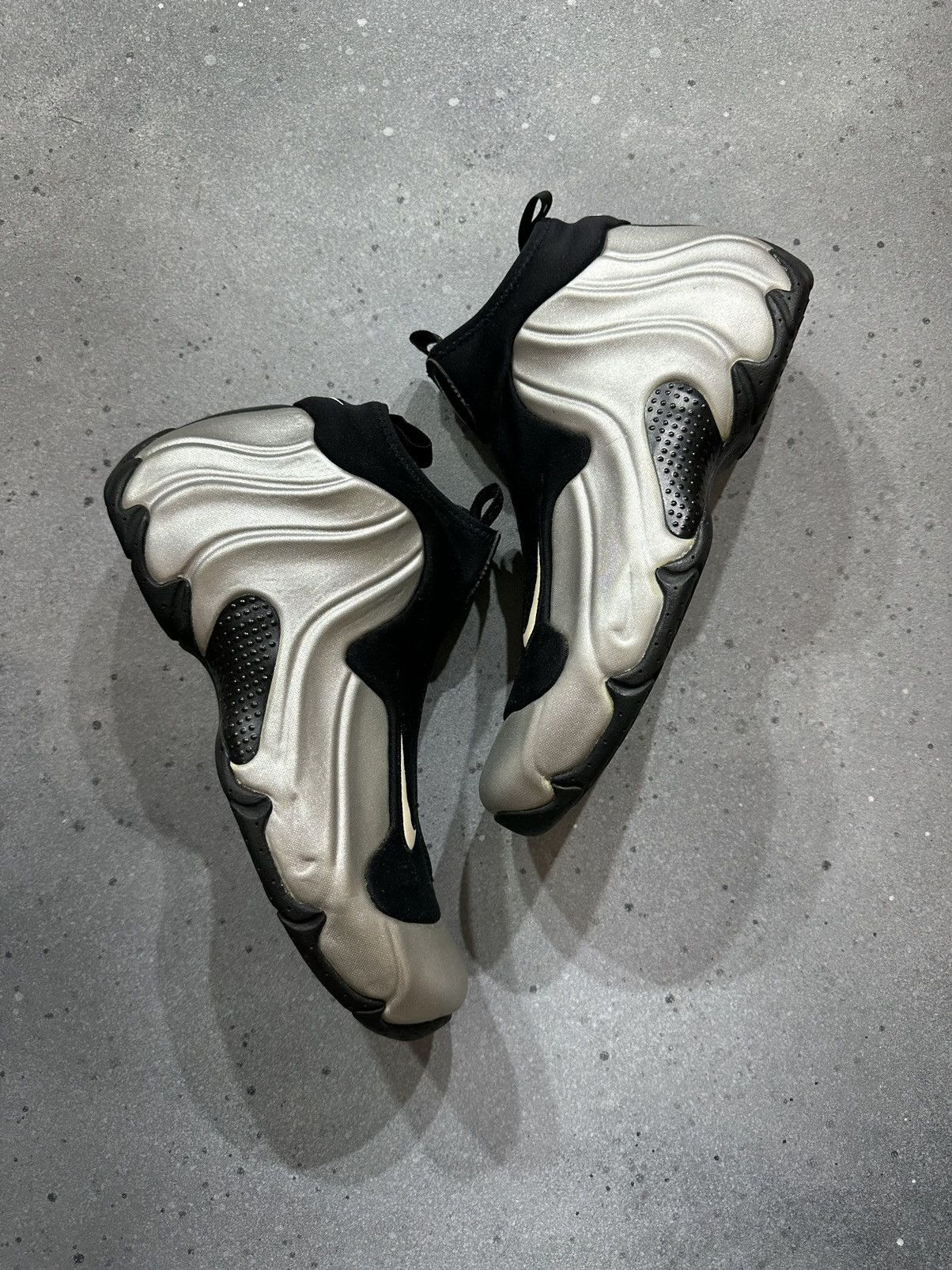 Silver flightposite best sale