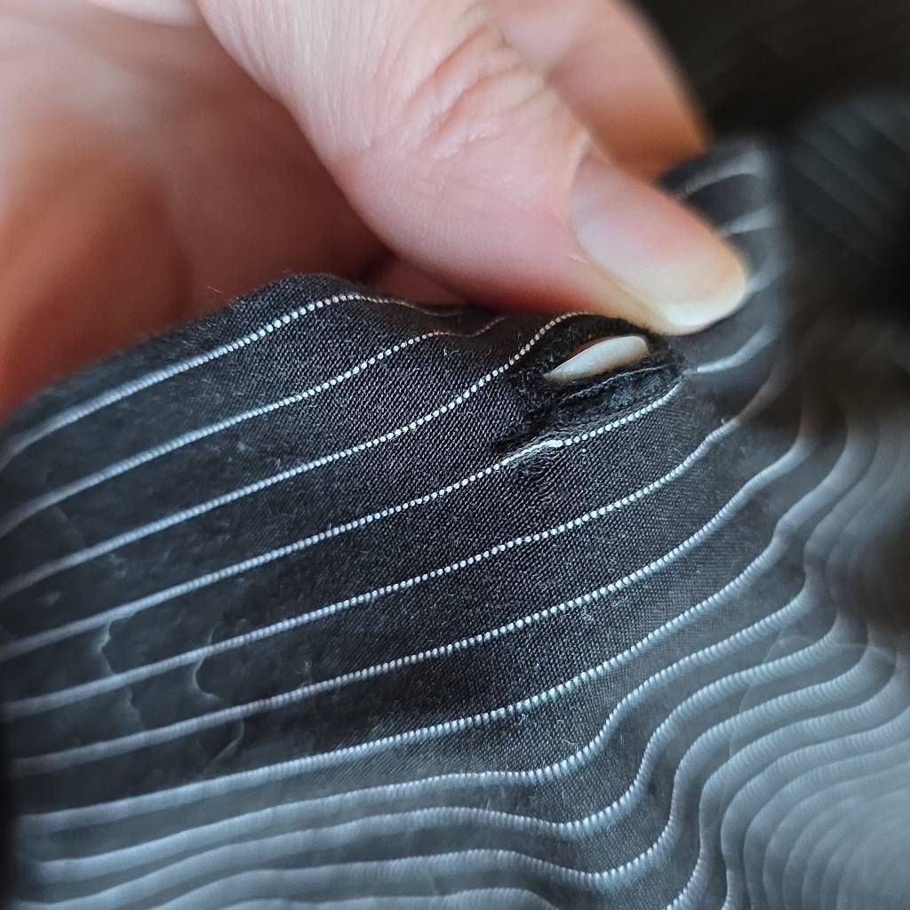 Express Express Men's Size Large Black & White Pinstripe Long Sleeve Size US L / EU 52-54 / 3 - 5 Thumbnail