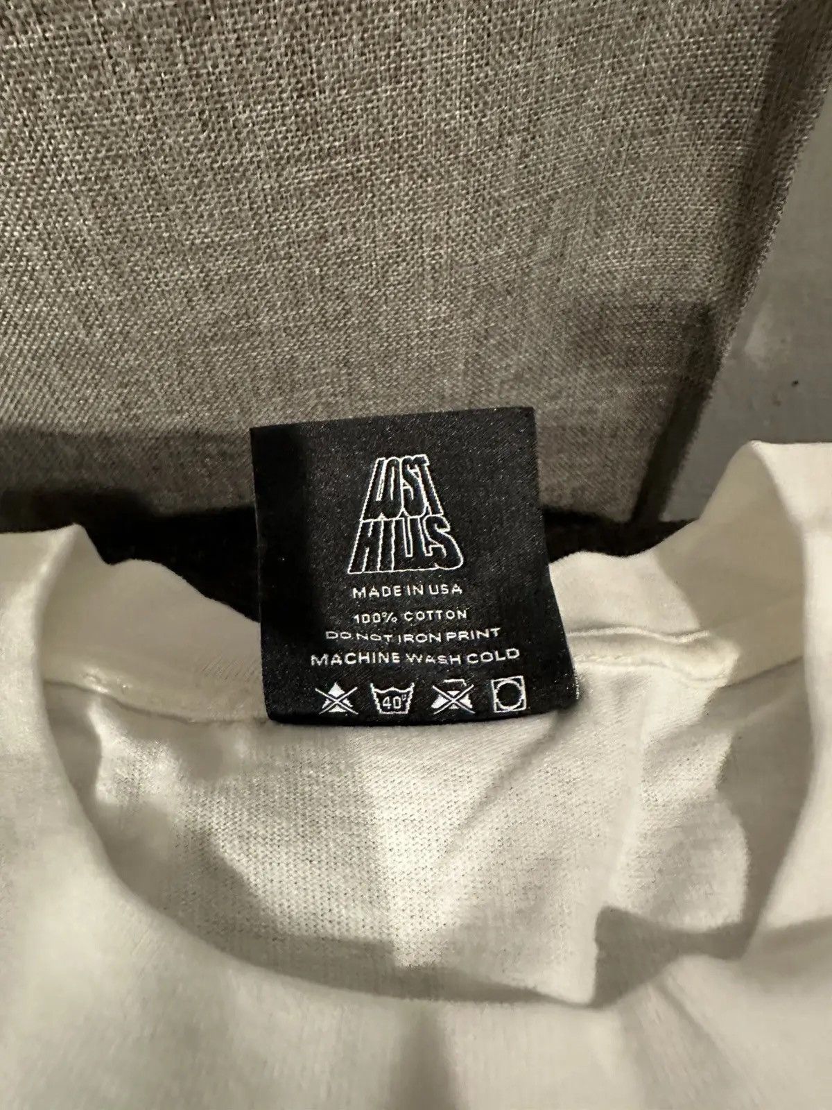 Lost hills Lost Hills x ALOCS “That’s A Awful Lot Of Cough Syrup” Tee! Size US XXL / EU 58 / 5 - 12 Thumbnail