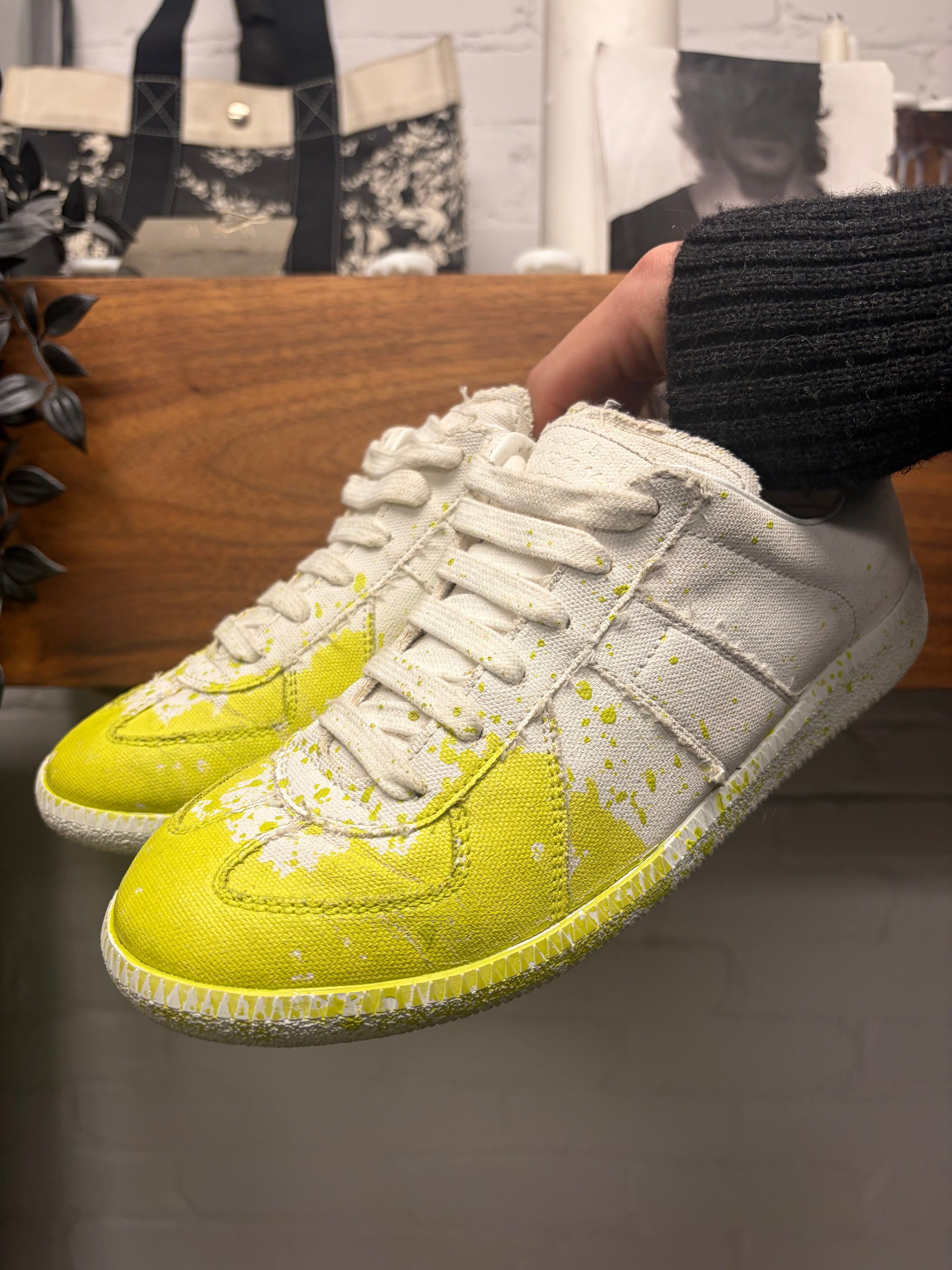 Maison Margiela Maison Margiela ‘G.A.T.’ White Canvas Paint Splatter Low Top Sneakers Size US 6.5 / IT 36.5 - 1 Thumbnail
