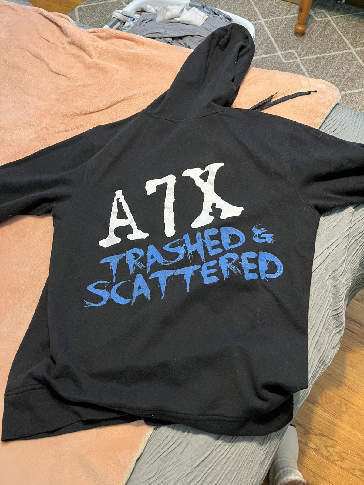 Other Avenged Sevenfold Trashed and Scattered Hoodie 2012 Large Size US L / EU 52-54 / 3 - 2 Thumbnail