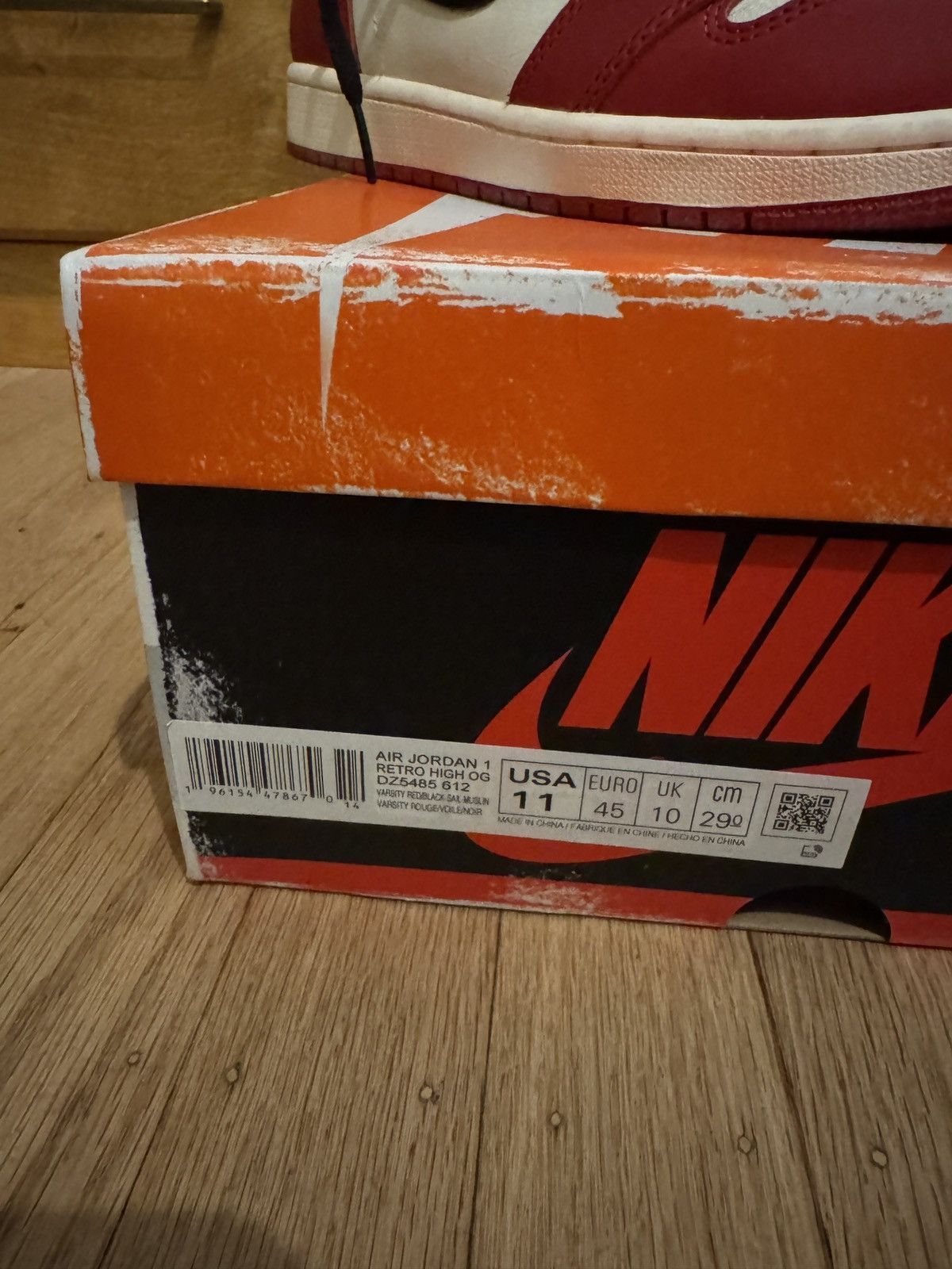 Jordan Brand Jordan 1 Retro High OG Chicago Lost and Found sz. 11 Size US 11 / EU 44 - 2 Thumbnail