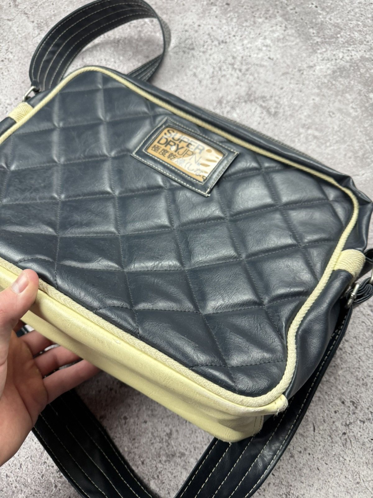 Japanese Brand VINTAGE JAPANESSE SUPERDRY LEATHER EVISU MESSRNGER BAG Size ONE SIZE - 9 Thumbnail