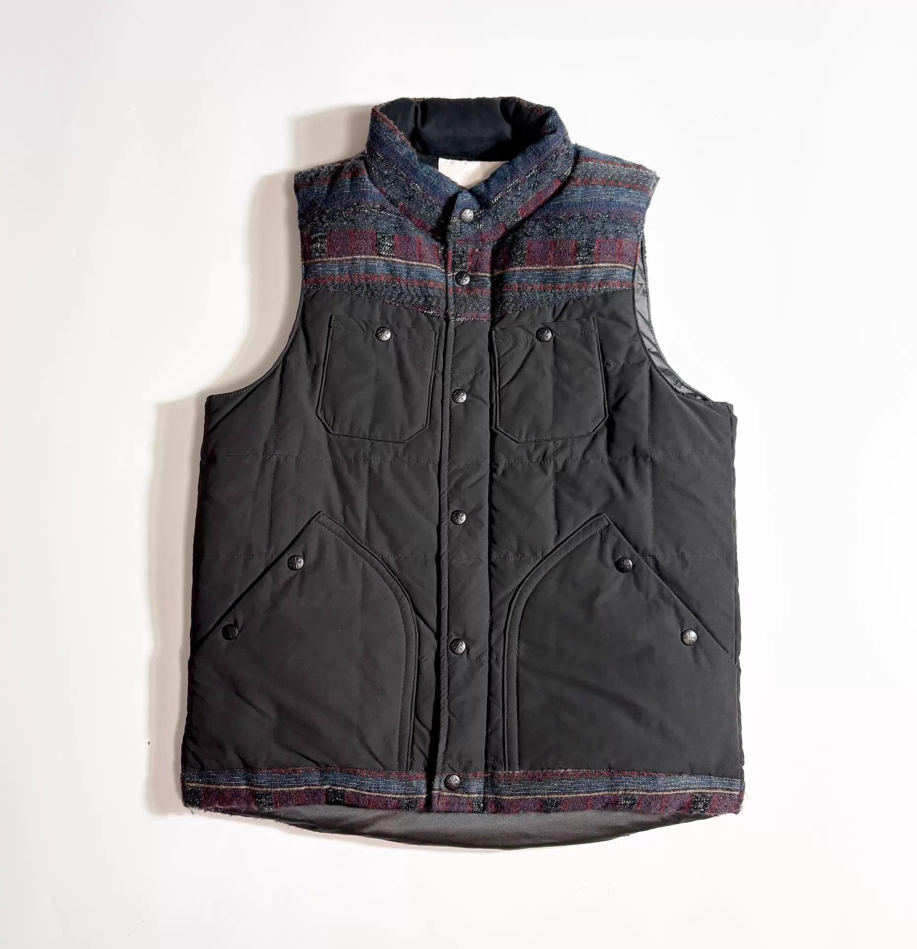White Mountaineering White Mountaineering Down Vest Size 1 95 New Size US S / EU 44-46 / 1 - 1 Thumbnail