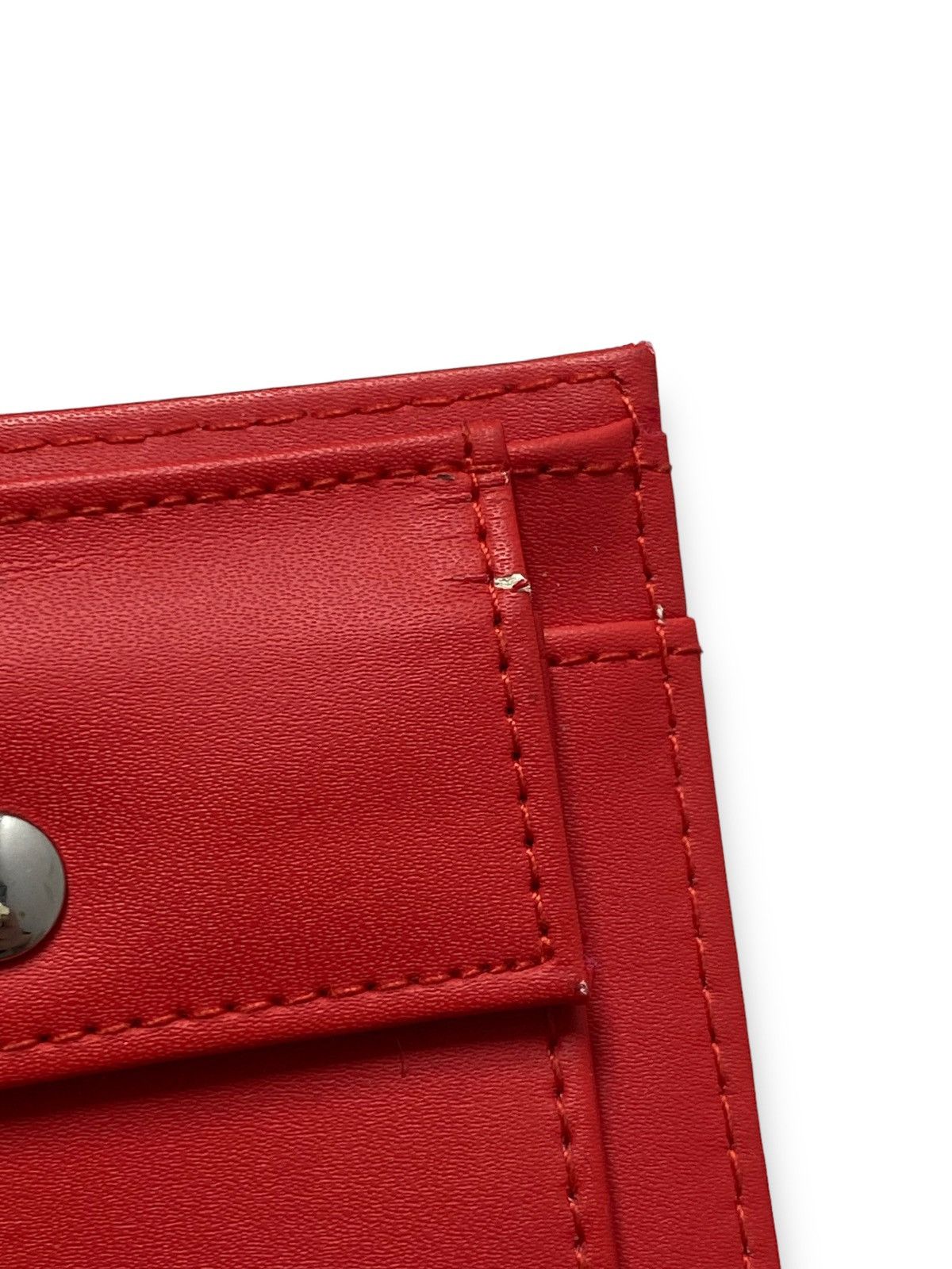 Nintendo 2018 Vintage MARIO NINTENDO Big M Logo Red Purse Wallet Size ONE SIZE - 9 Thumbnail