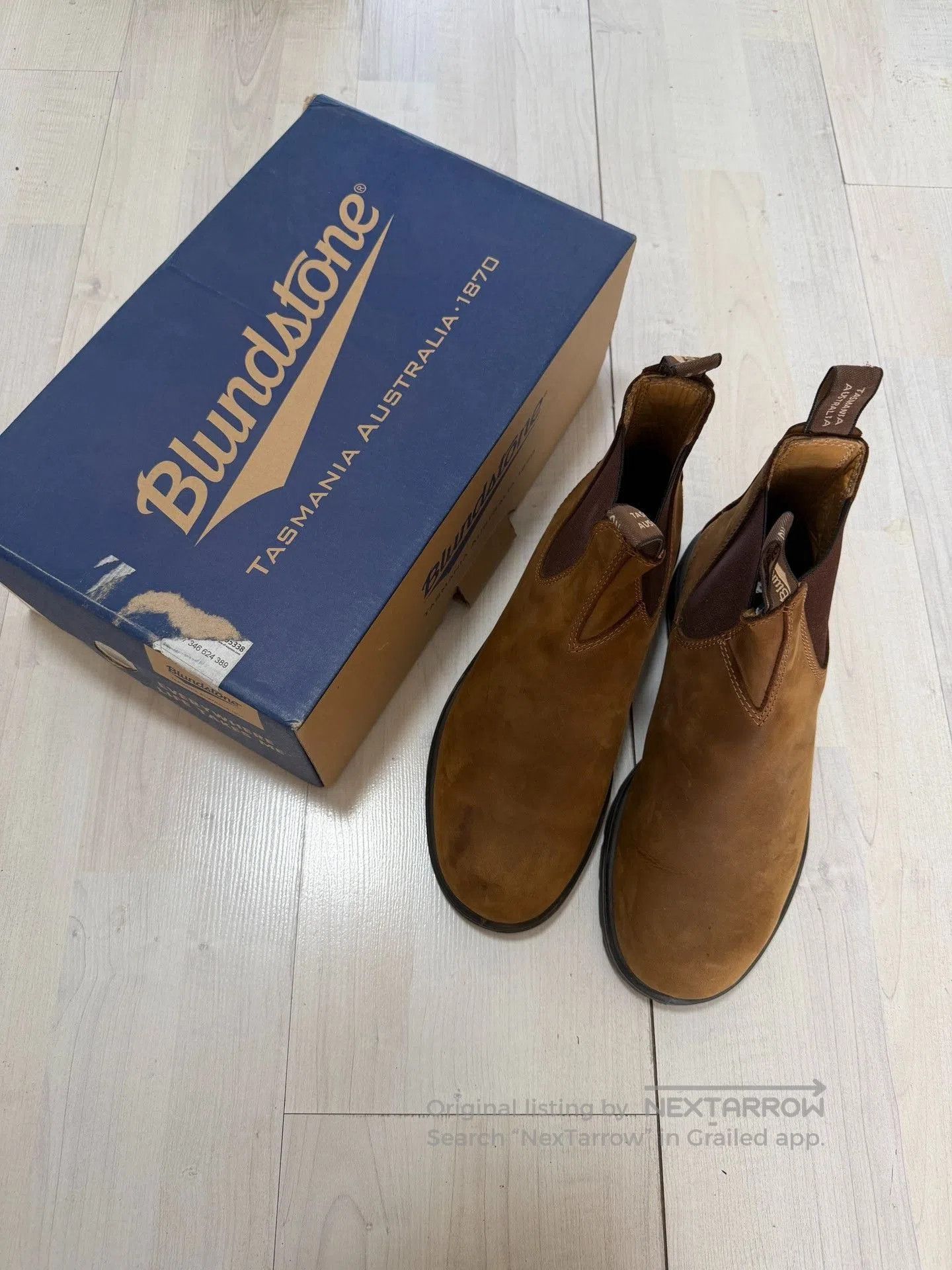 Blundstone Blundstone Men's Classic Yellow Chelsea Boots. Size US 9 / EU 42 - 1 Thumbnail