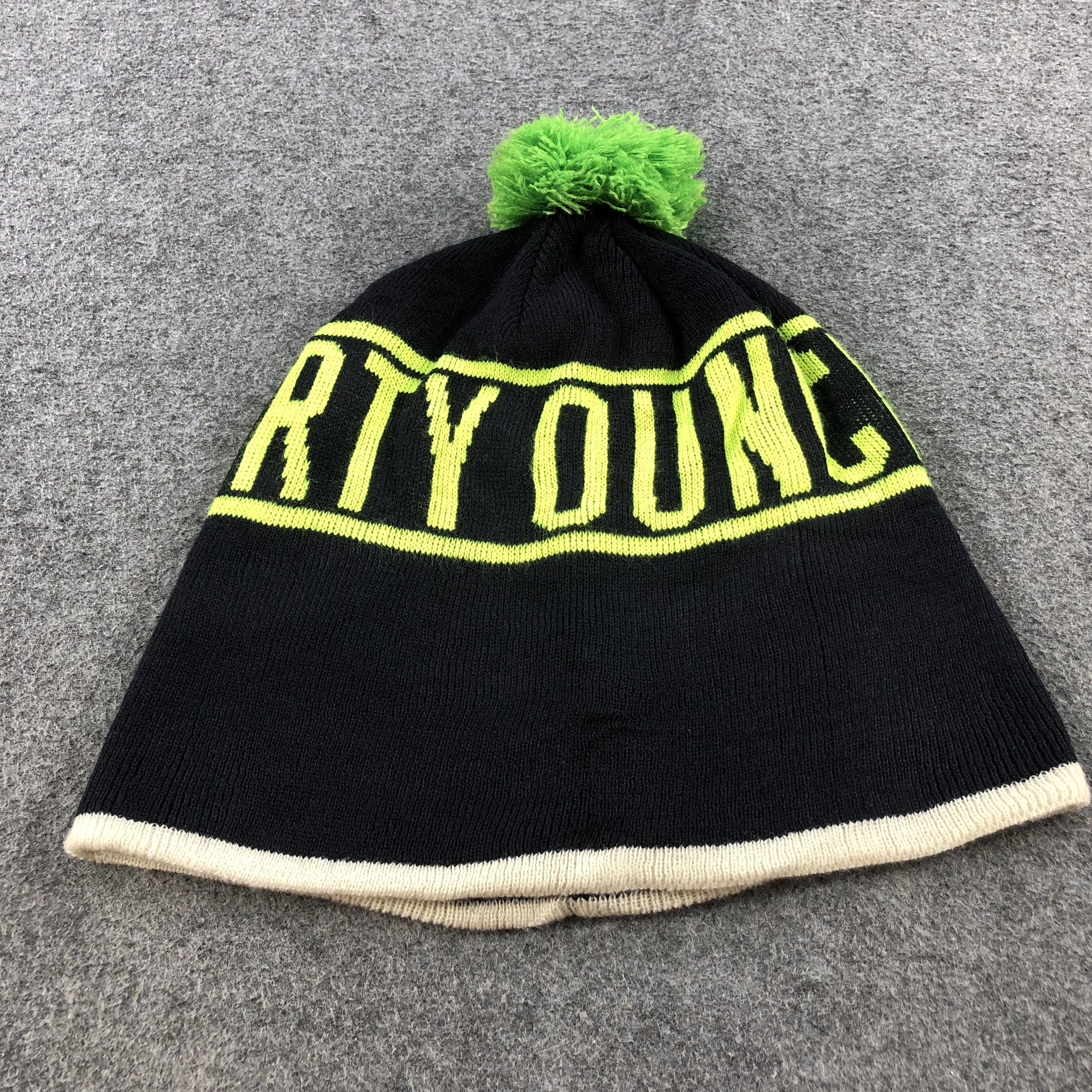 American Eagle Outfitters American Eagle Outfitters Bobble Neon Green Beanie B203 Size ONE SIZE - 3 Thumbnail