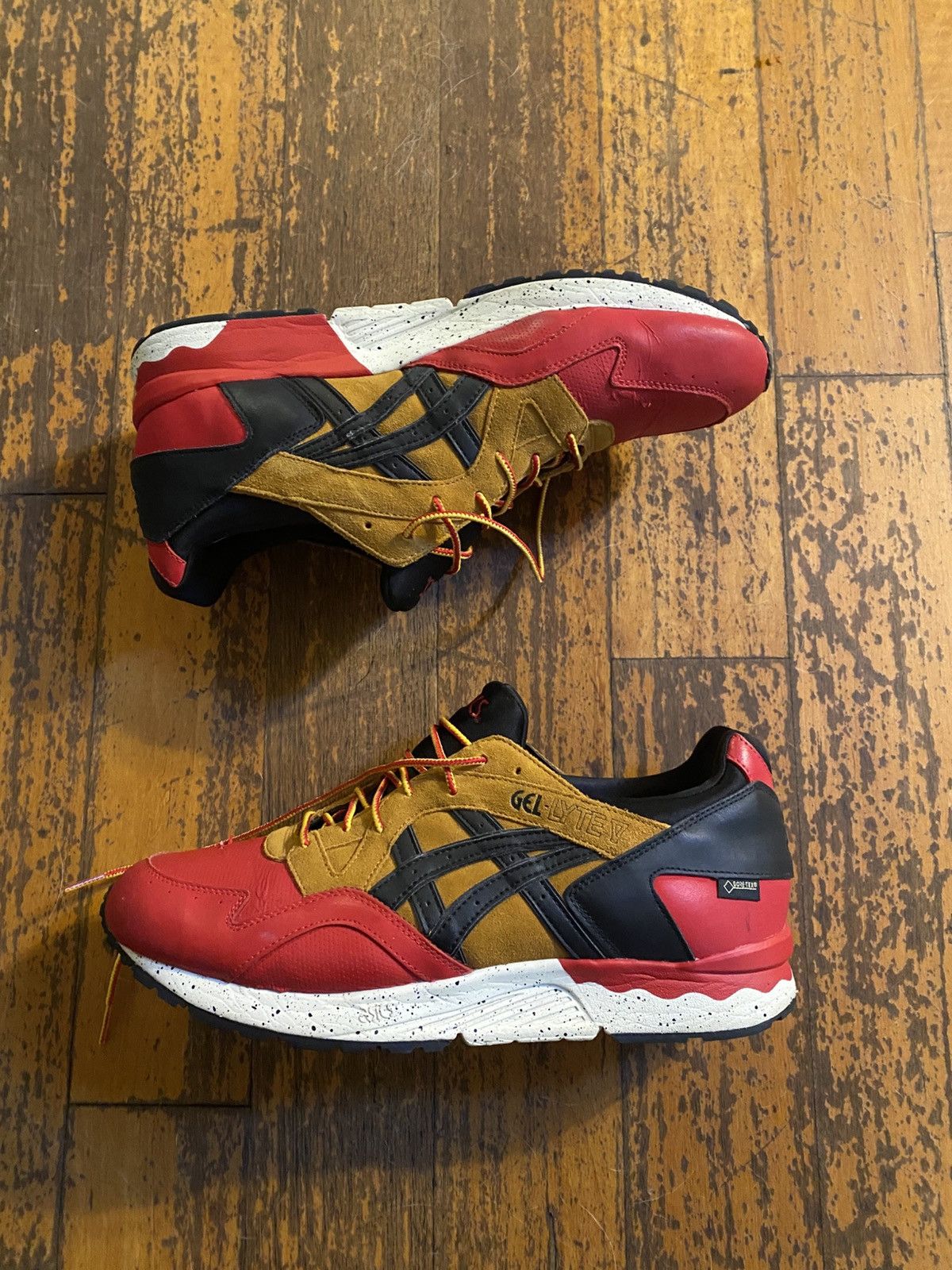 Asics × Goretex red/brown g-tx asics gel lyte 5 Size US 11 / EU 44 - 1 Thumbnail