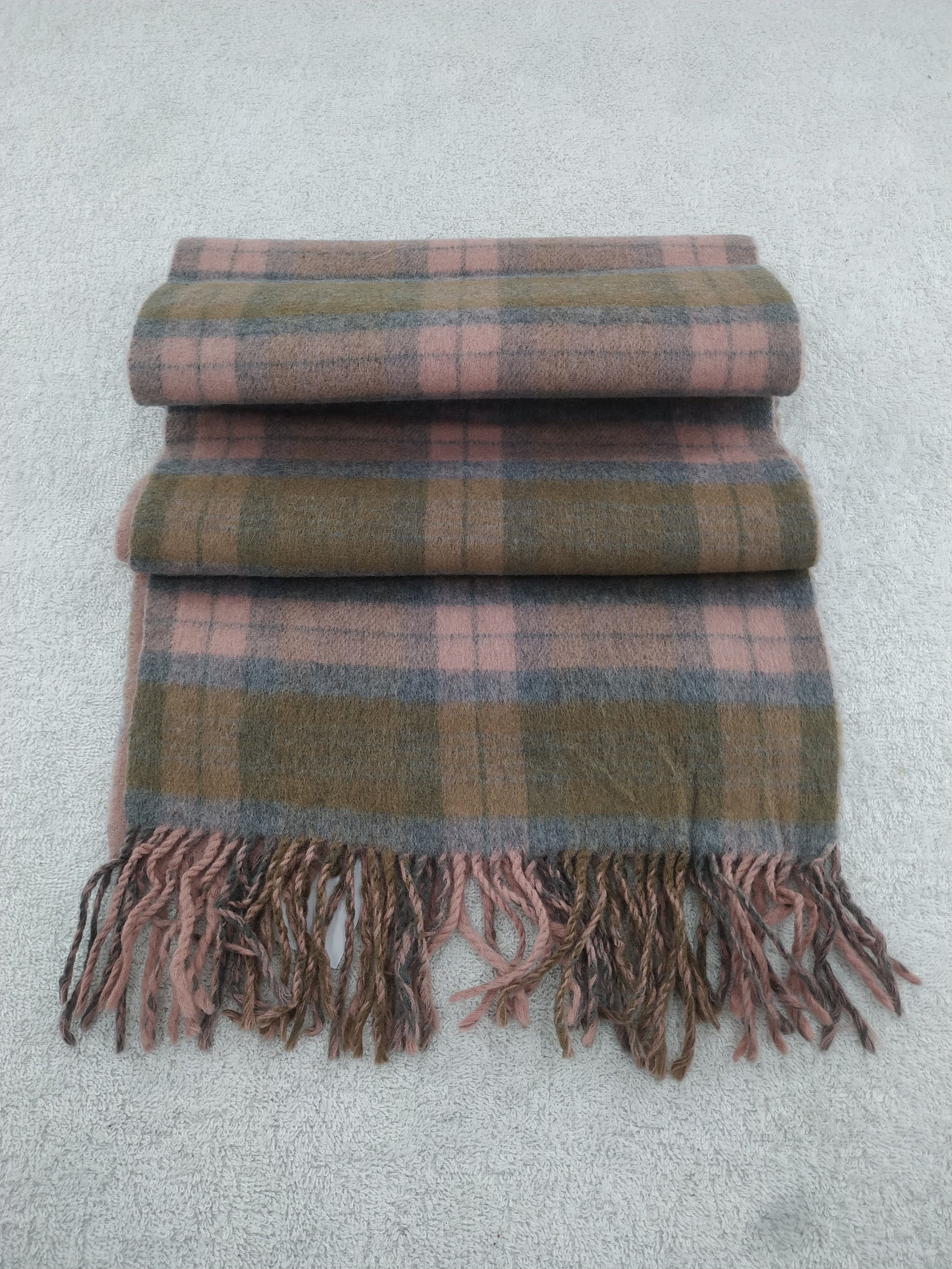 Pierre Balmain Vintage Pierre Balmain Wool Scarf/Muffler/Neckwear MF203 Size ONE SIZE - 4 Thumbnail