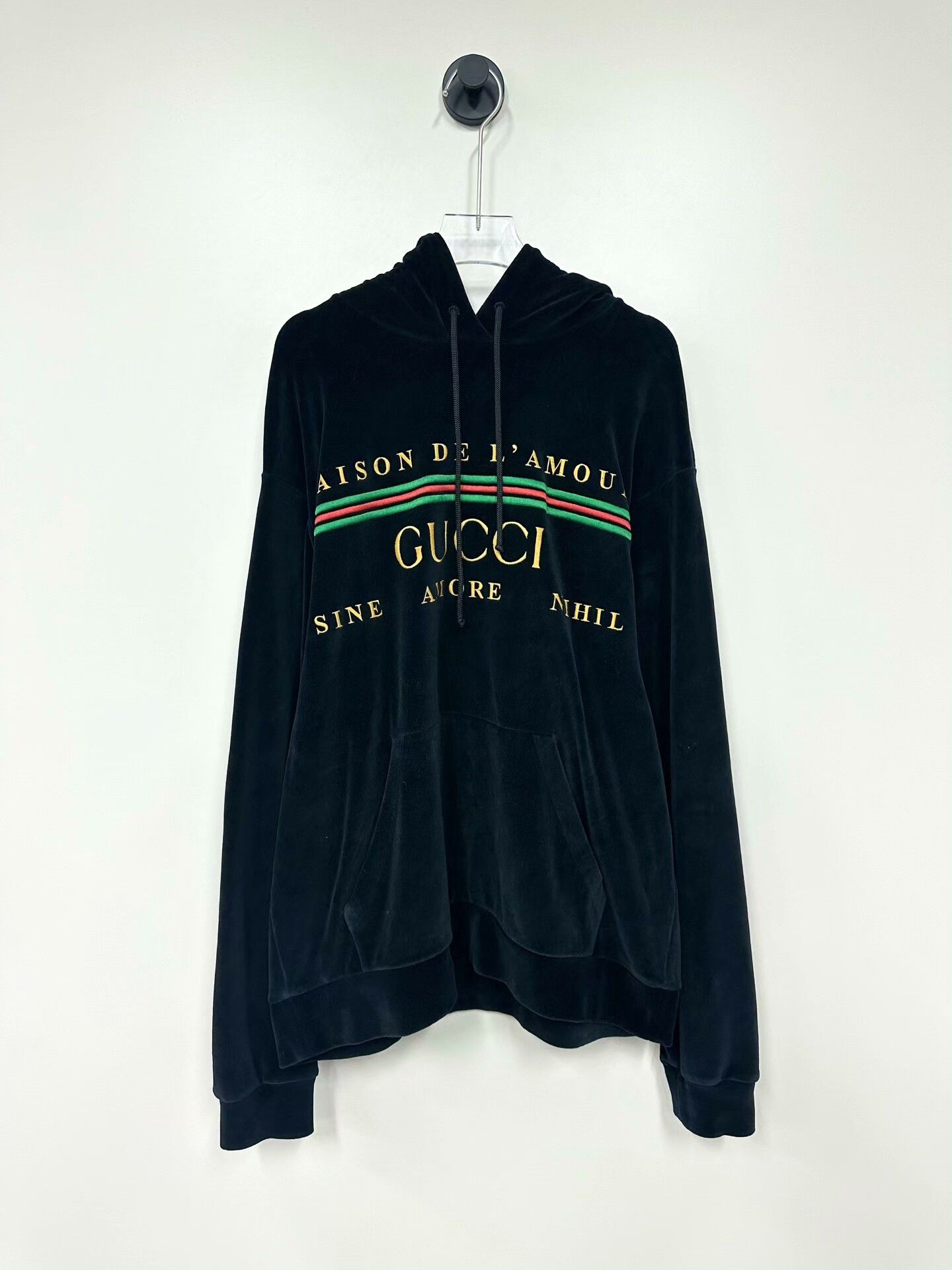 Gucci Gucci Black Velvet Embroidered Hoodie Sweatshirt Size US S / EU 44-46 / 1 - 1 Thumbnail