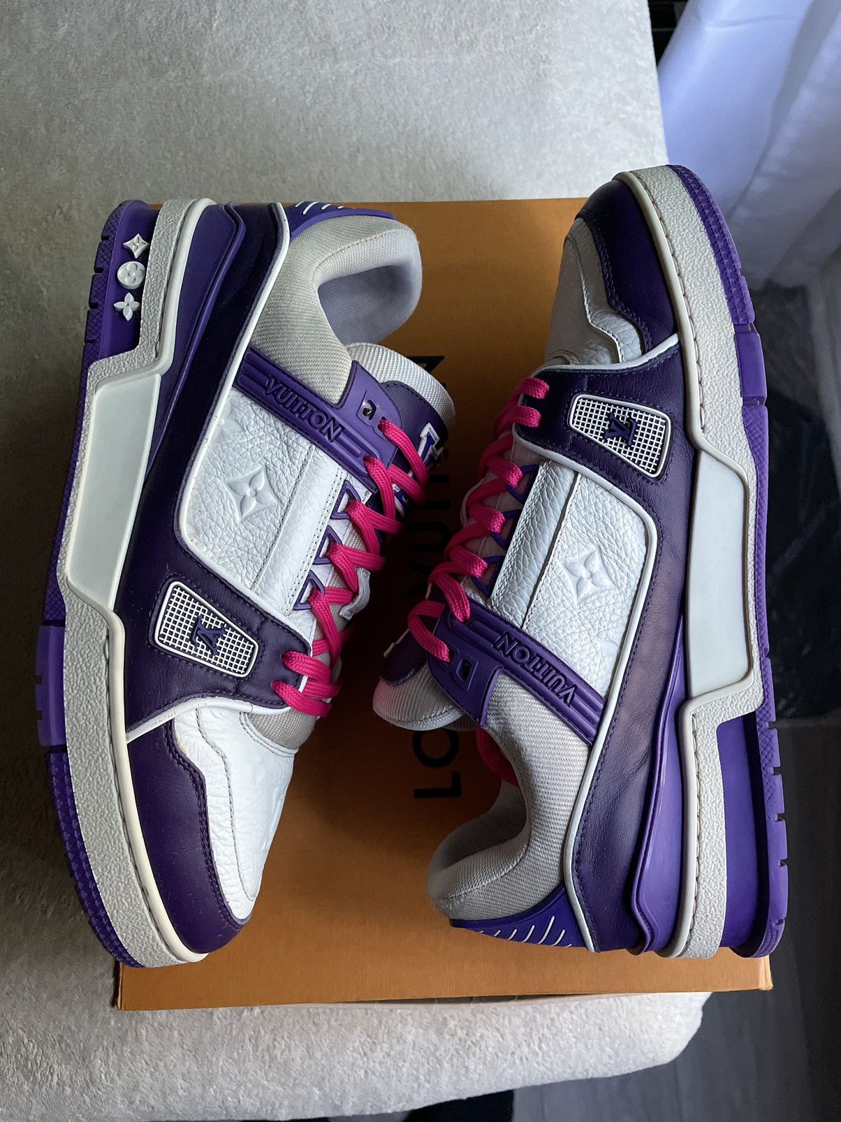 Louis Vuitton Louis Vuitton White Purple Rose Trainer Sneaker Size US 8.5 / EU 41-42 - 4 Thumbnail