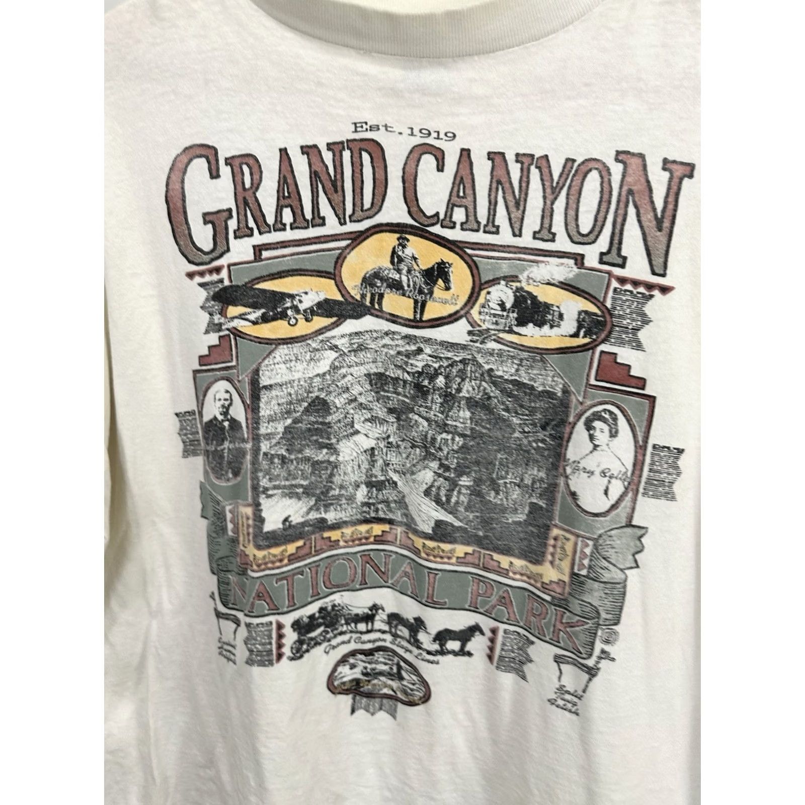 Vintage VTG Grand Canyon Distressed Worn Cotton Boxy T-Shirt XL Size White Men Size US XL / EU 56 / 4 - 3 Thumbnail