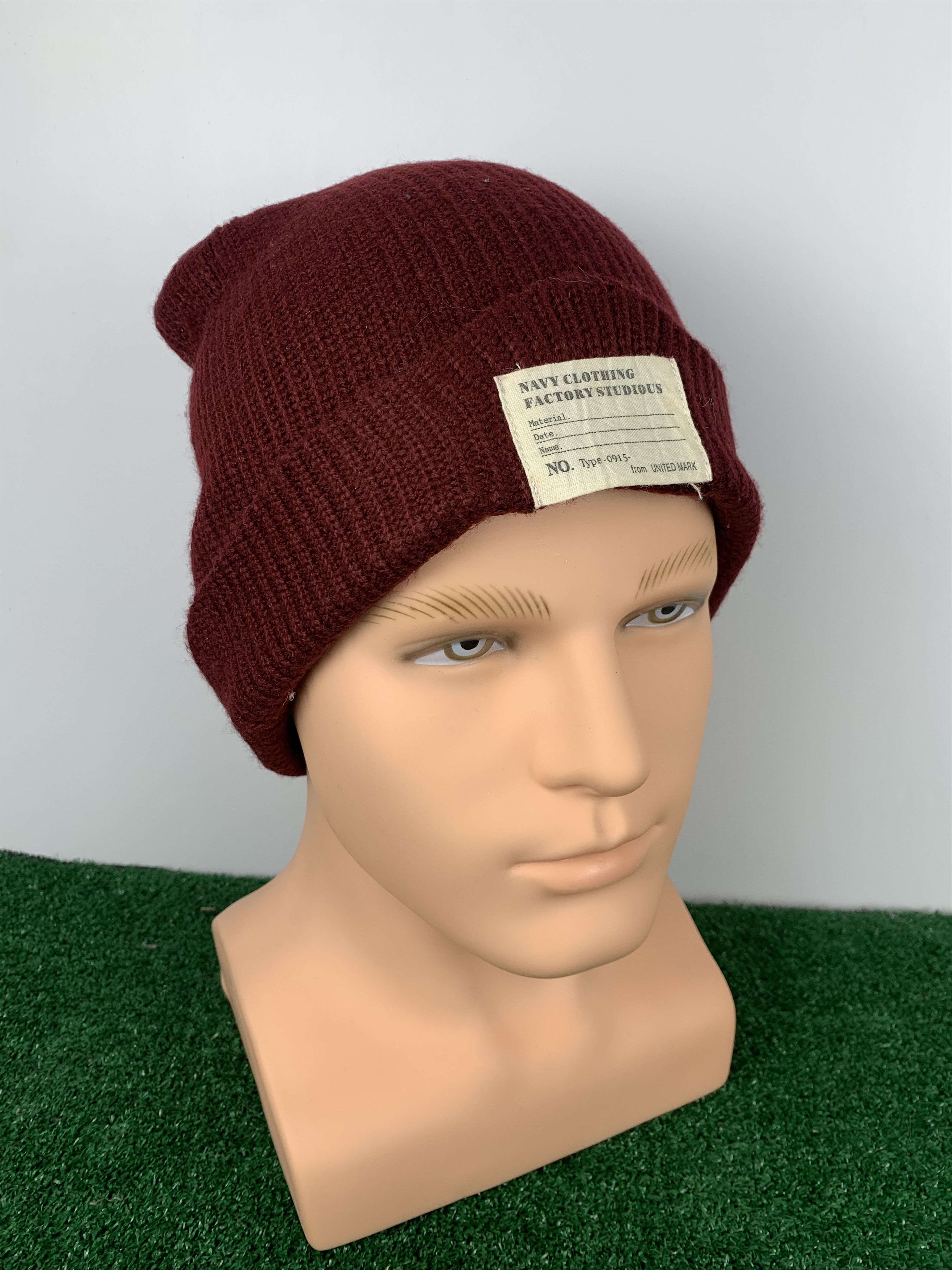 Vintage Vintage Navy Clothing Beanie Snowcap Hat BA0029 Size ONE SIZE - 1 Thumbnail