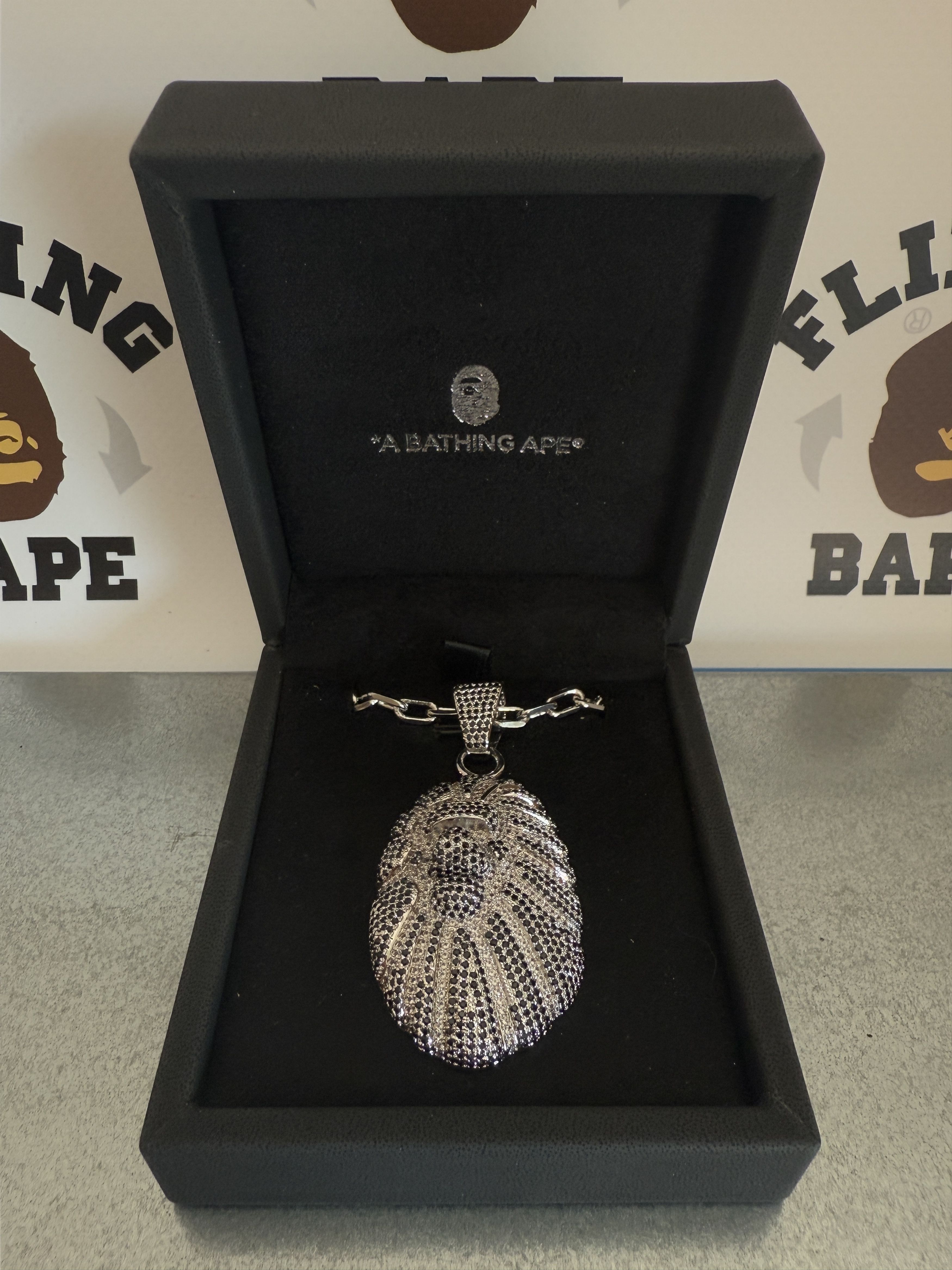 Bape BAPE APE HEAD CRYSTAL STONE NECKLACE Size ONE SIZE - 7 Thumbnail