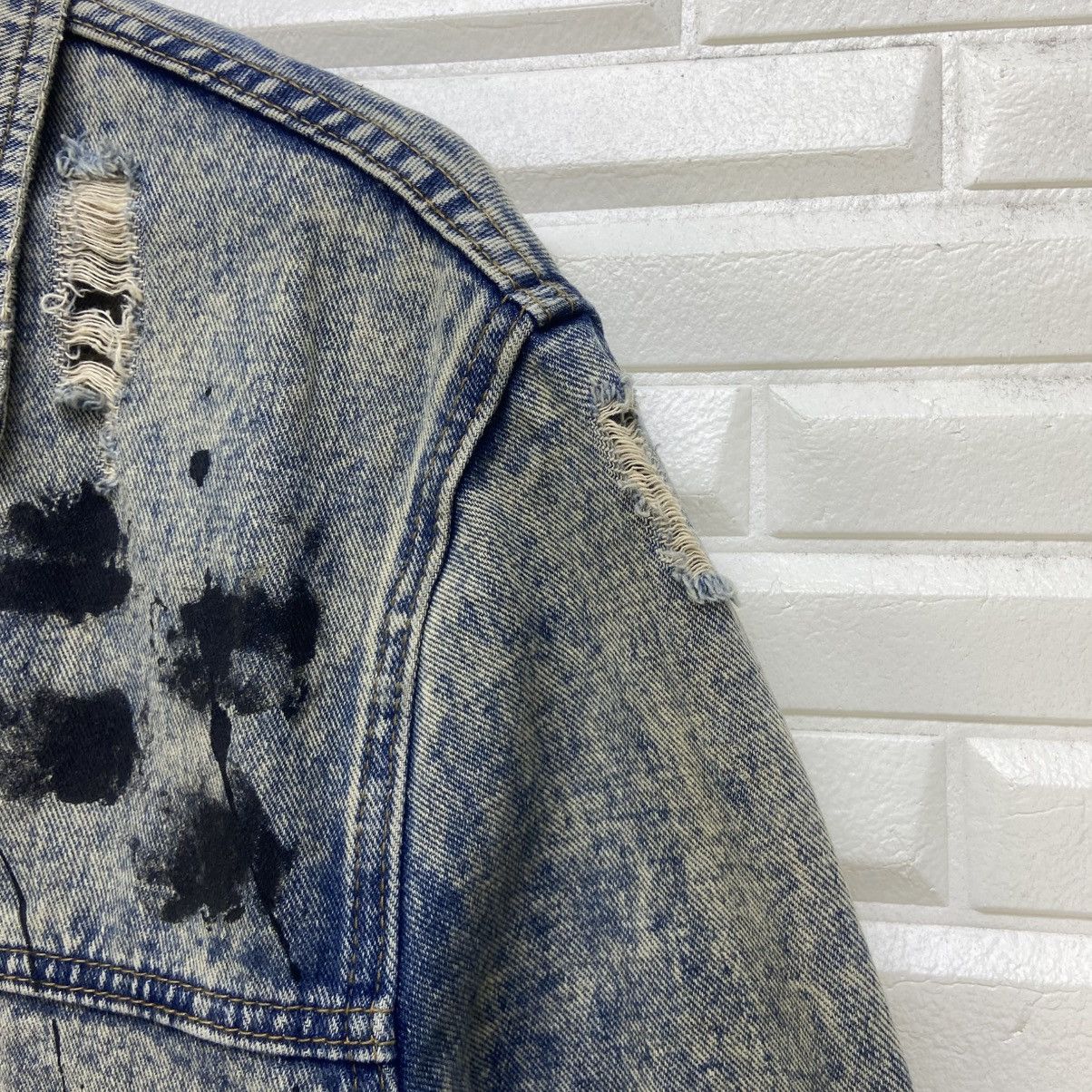 Japanese Brand Japanese Brand Distressed Denim Paint Splatter Denim Jacket Size US M / EU 48-50 / 2 - 8 Thumbnail