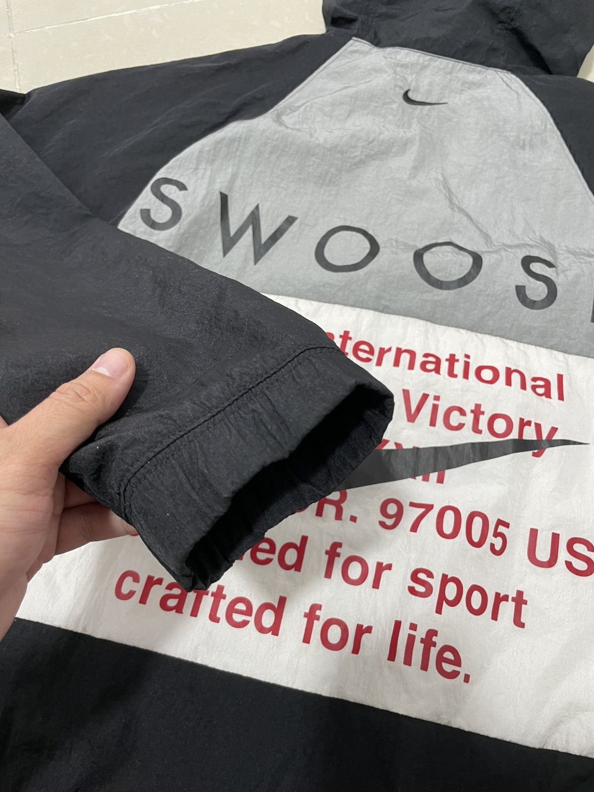 Nike Vintage NIKE SWOOSH Windbreaker Size US M / EU 48-50 / 2 - 7 Thumbnail