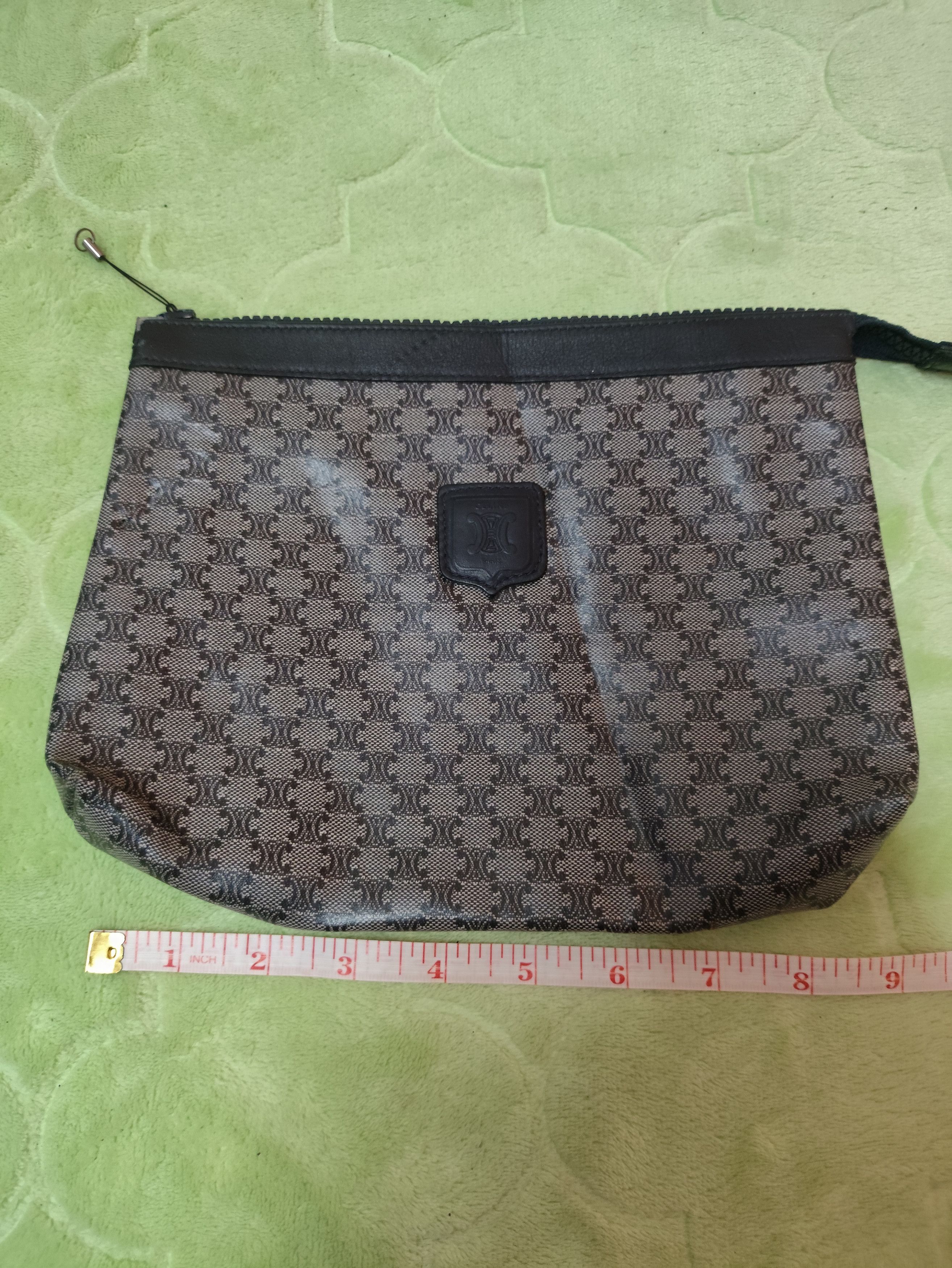 Celine × Vintage Distressed Celine Paris Clutch Bag (Zipper head Defect) Size ONE SIZE - 1 Thumbnail