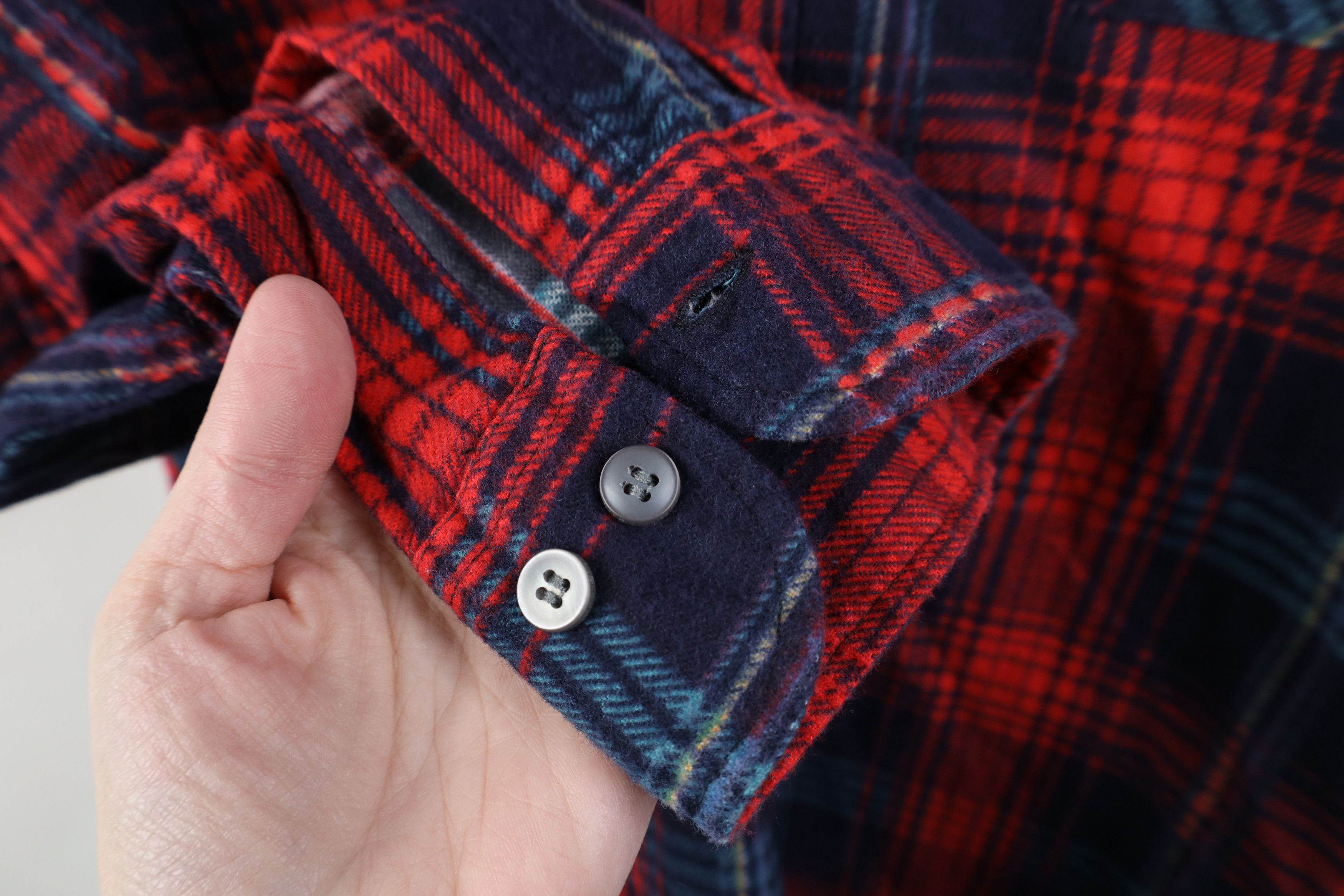 Vintage Vintage 90s Streetwear Collared Button Shirt Red Plaid Size US XL / EU 56 / 4 - 6 Thumbnail