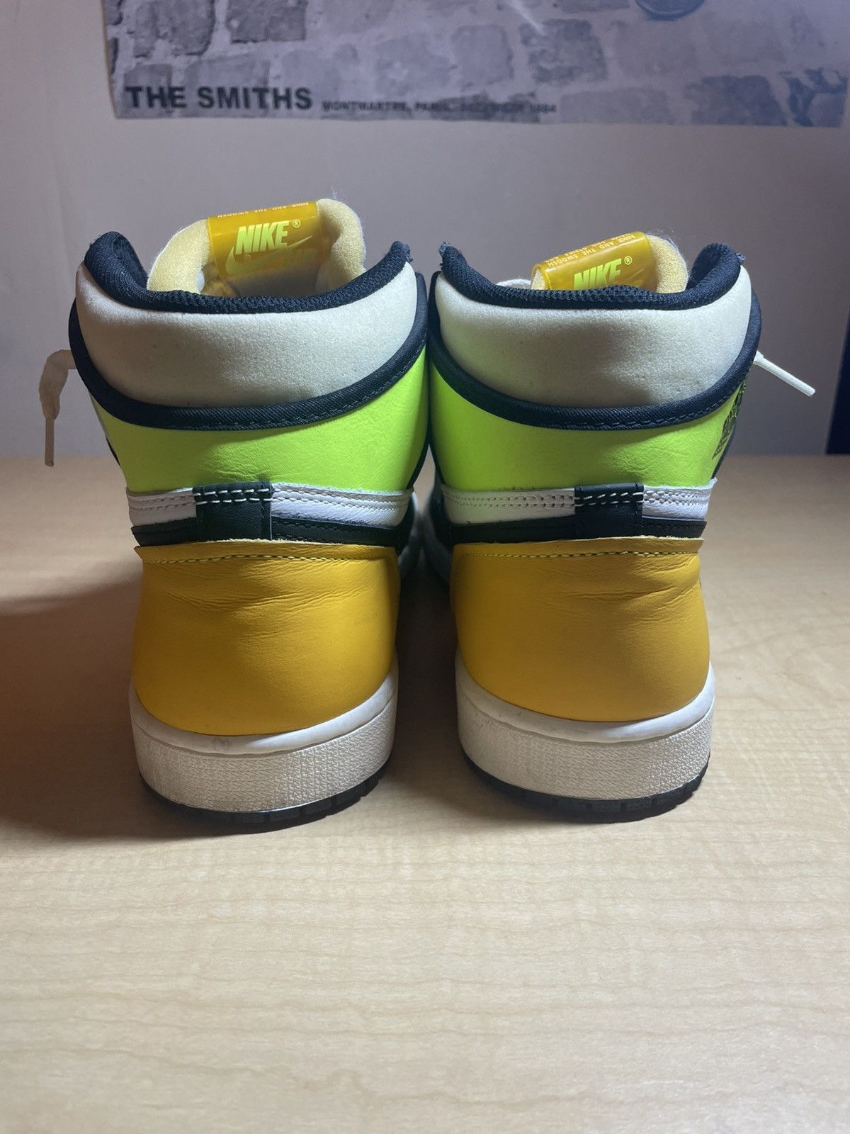 Jordan Brand × Nike Jordan 1 Volt Gold Size US 11 / EU 44 - 4 Thumbnail