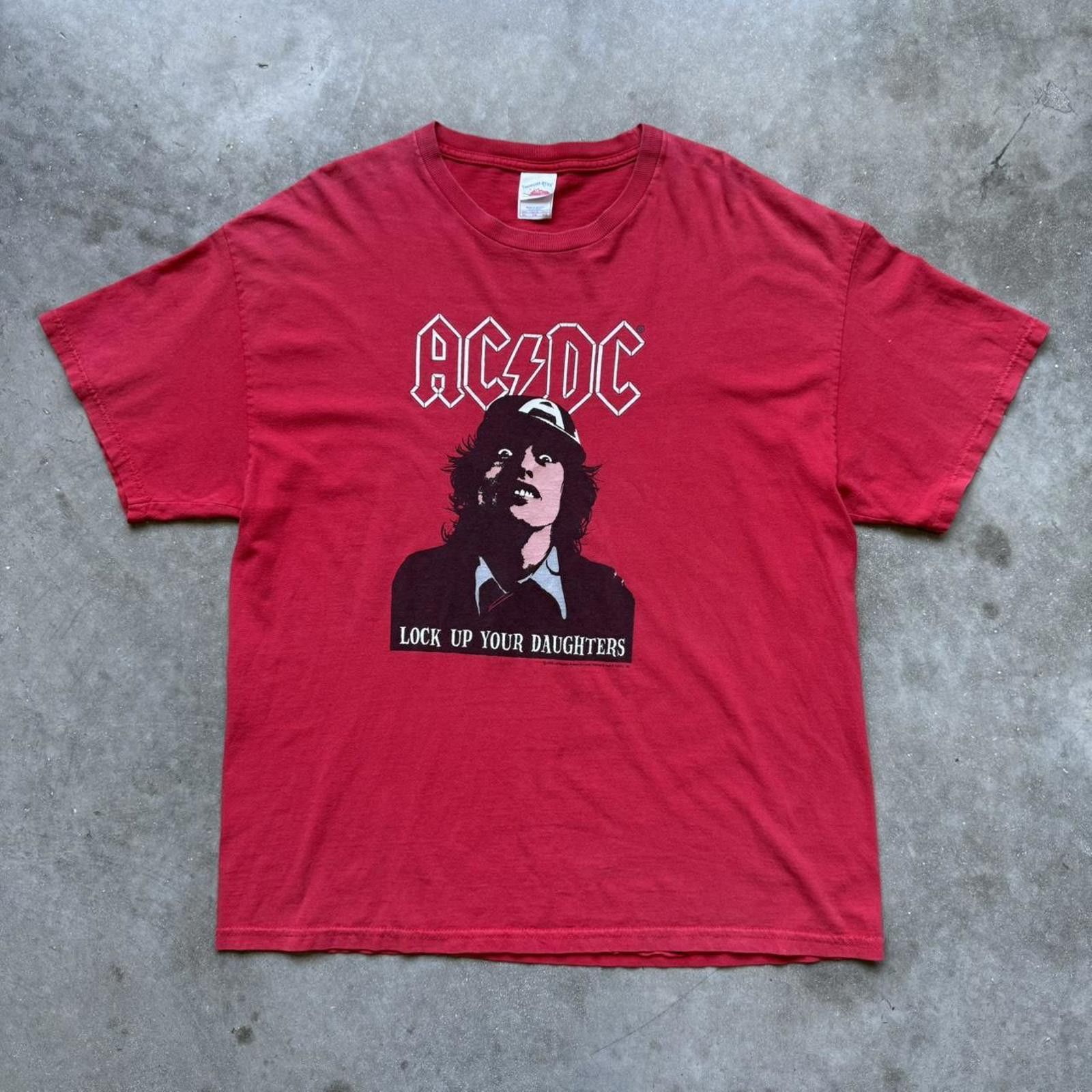 Other AC/DC “Lock Up Your Daughter” 2005 Vintage Faded Band TShirt Size US XL / EU 56 / 4 - 1 Thumbnail