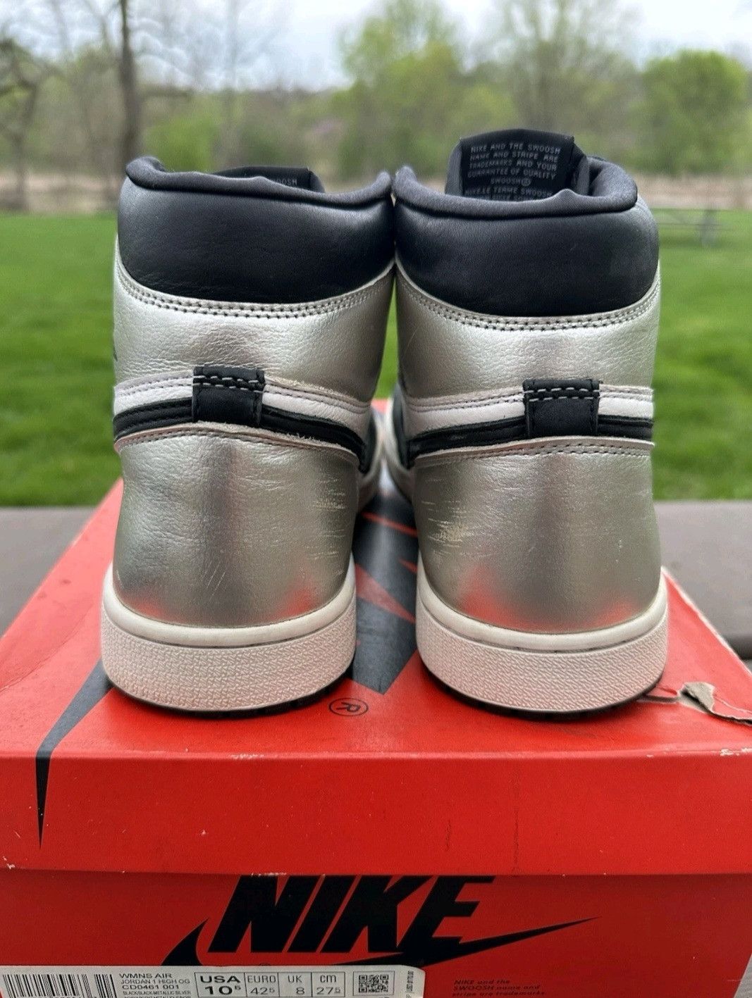 Jordan Brand Wmns Air Jordan Retro 1 High OG Silver Toe Size 10.5W / 9 M Size US 10.5 / IT 40.5 - 5 Thumbnail