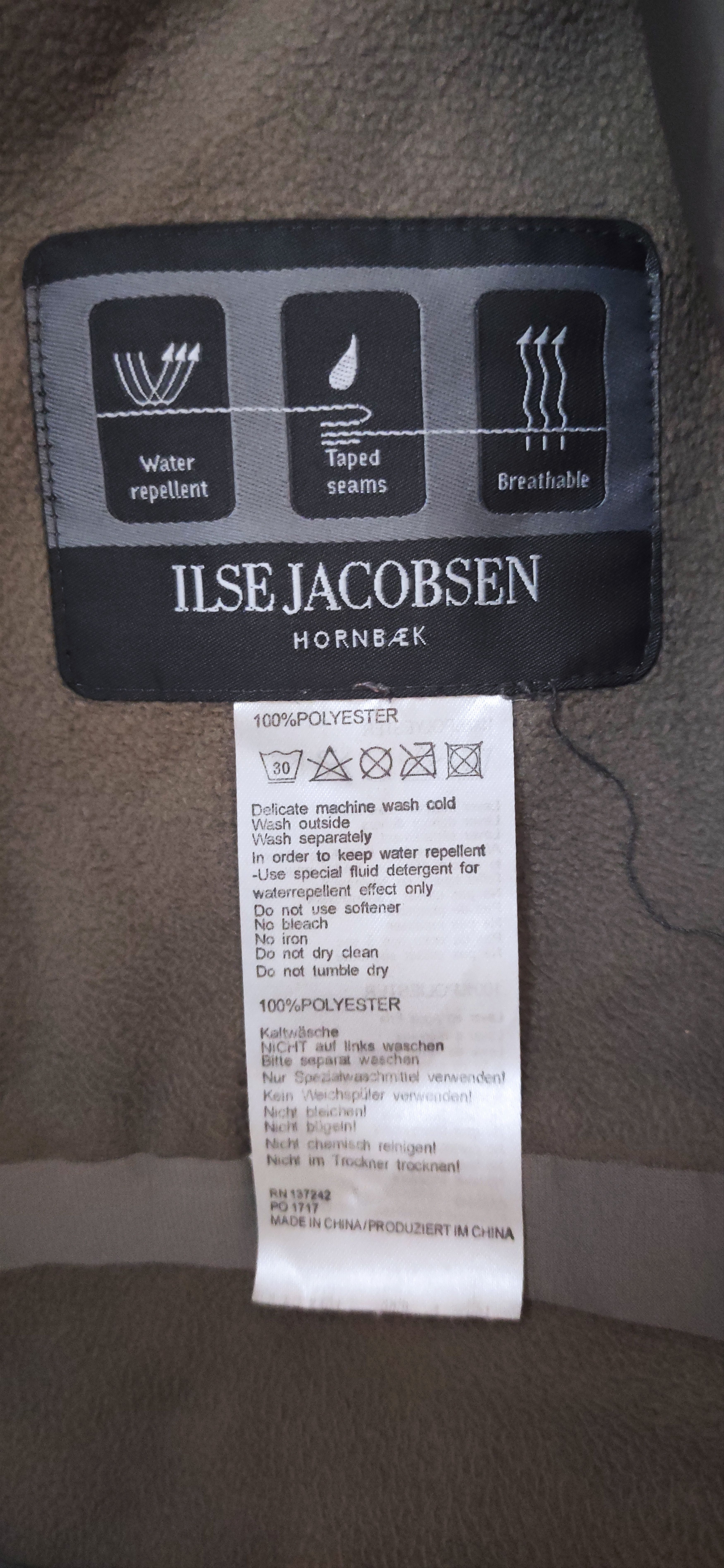 Ilse Jacobsen The women's rain jacket Ilse Jacobsen Size M / US 6-8 / IT 42-44 - 2 Thumbnail