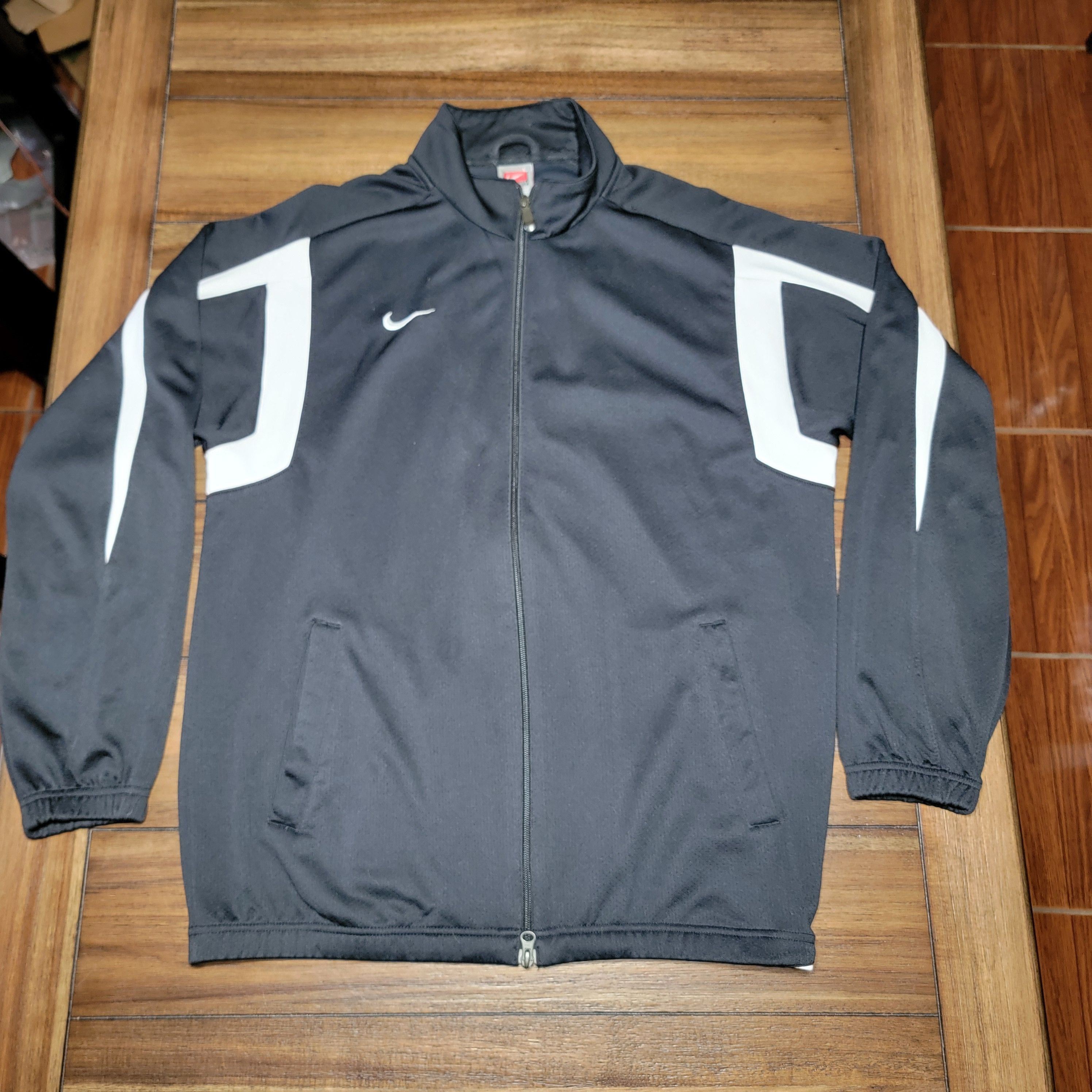 Nike Nike Team Full Zip Athletic Jacket w/iPod Pocket - Large Size US L / EU 52-54 / 3 - 1 Thumbnail