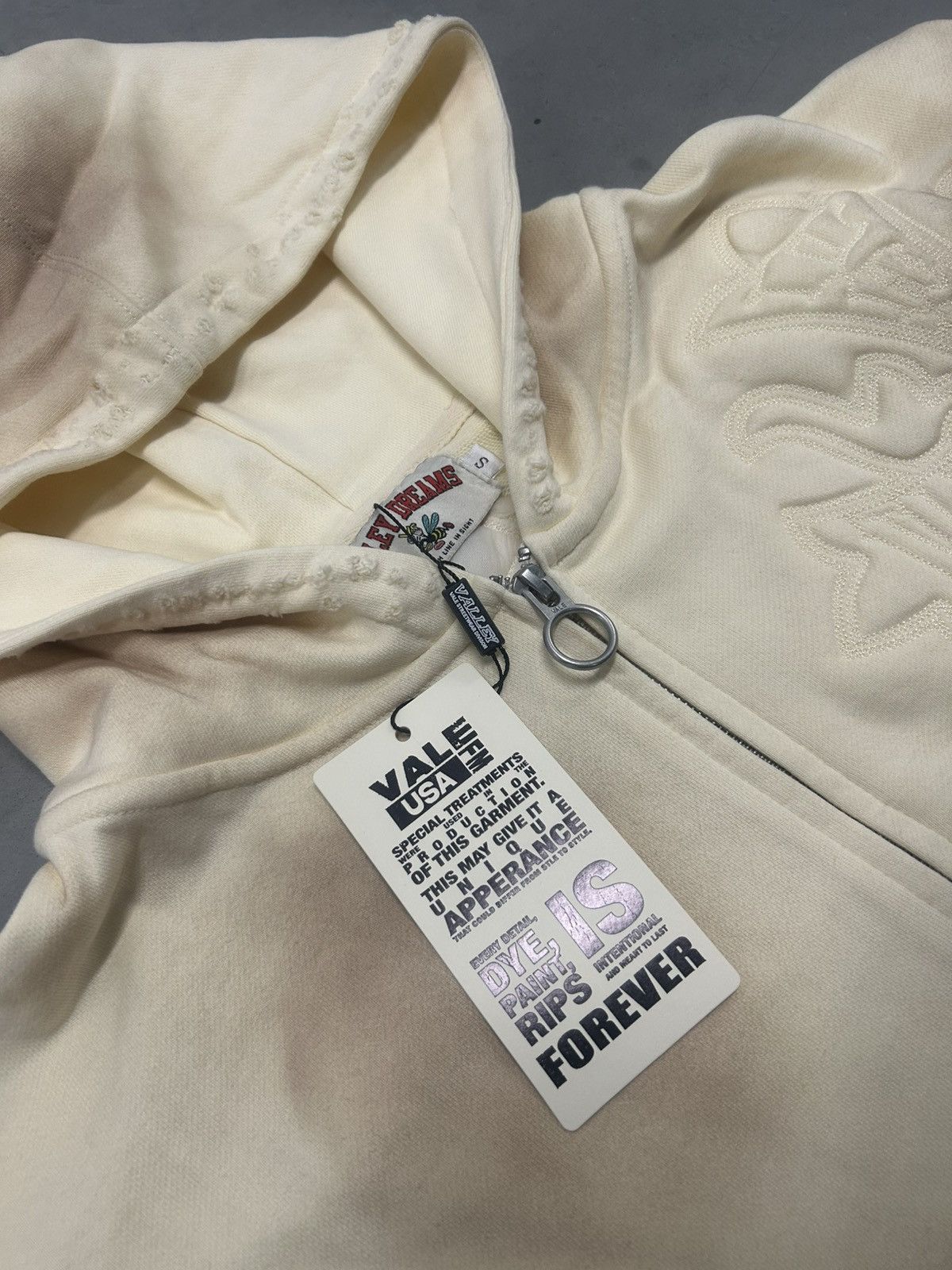 Vale Vale Forever Valley Dreams Ivory Cream Carver Zip Up New Size US XL / EU 56 / 4 - 3 Thumbnail