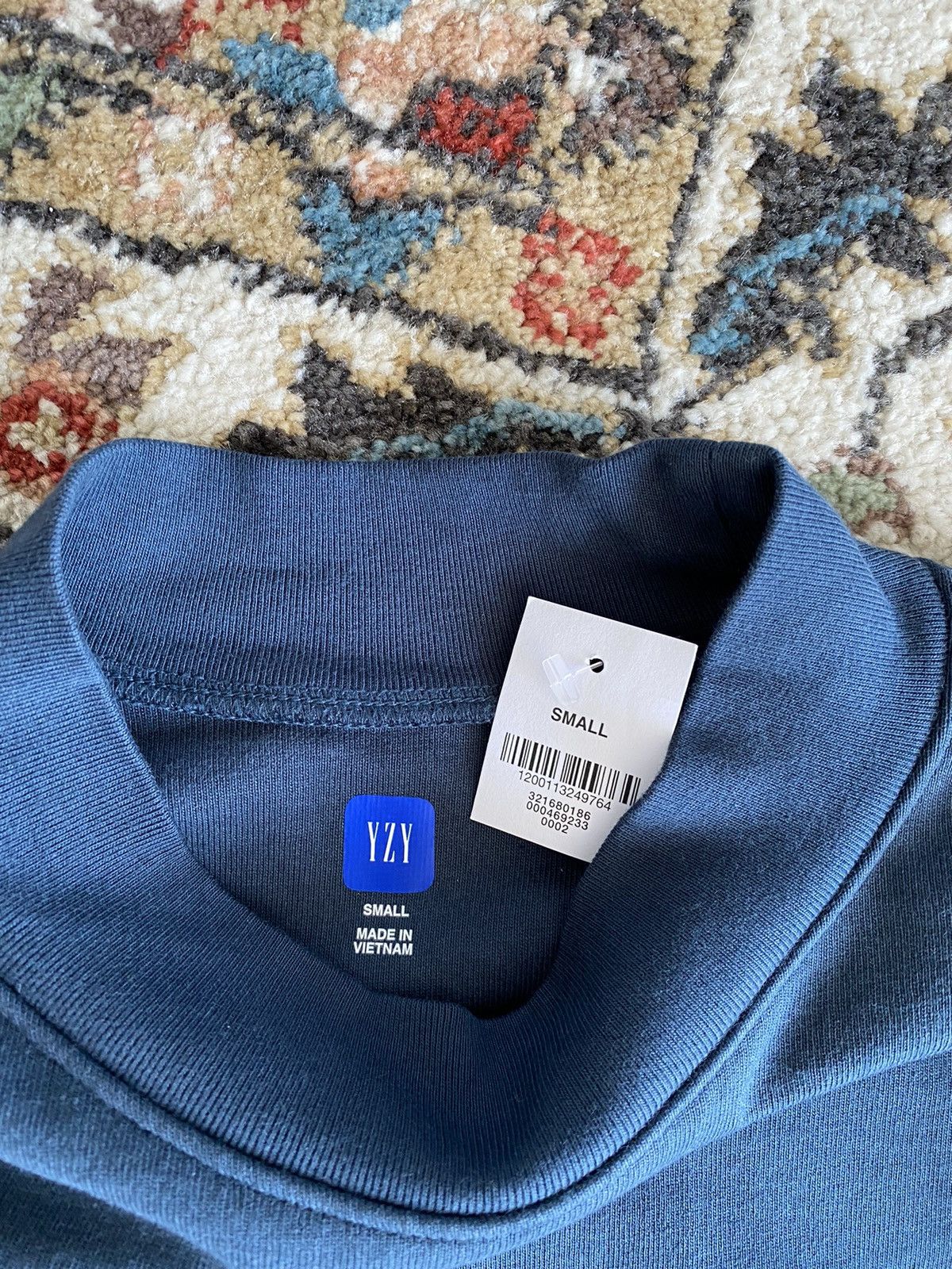 Gap Yeezy Gap Dove No Seam Tee Size US S / EU 44-46 / 1 - 8 Thumbnail