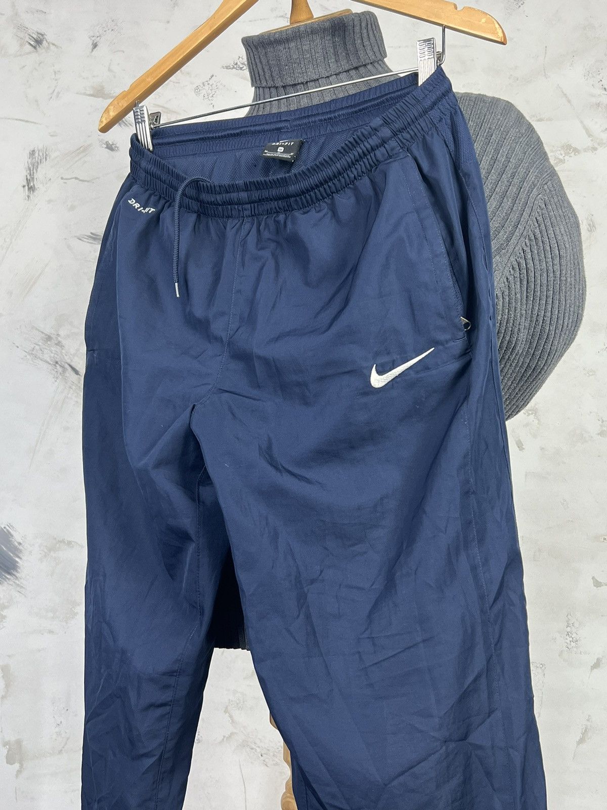 Nike Vintage Nike Dri-Fit Track Pants Size M Size US 30 / EU 46 - 7 Thumbnail
