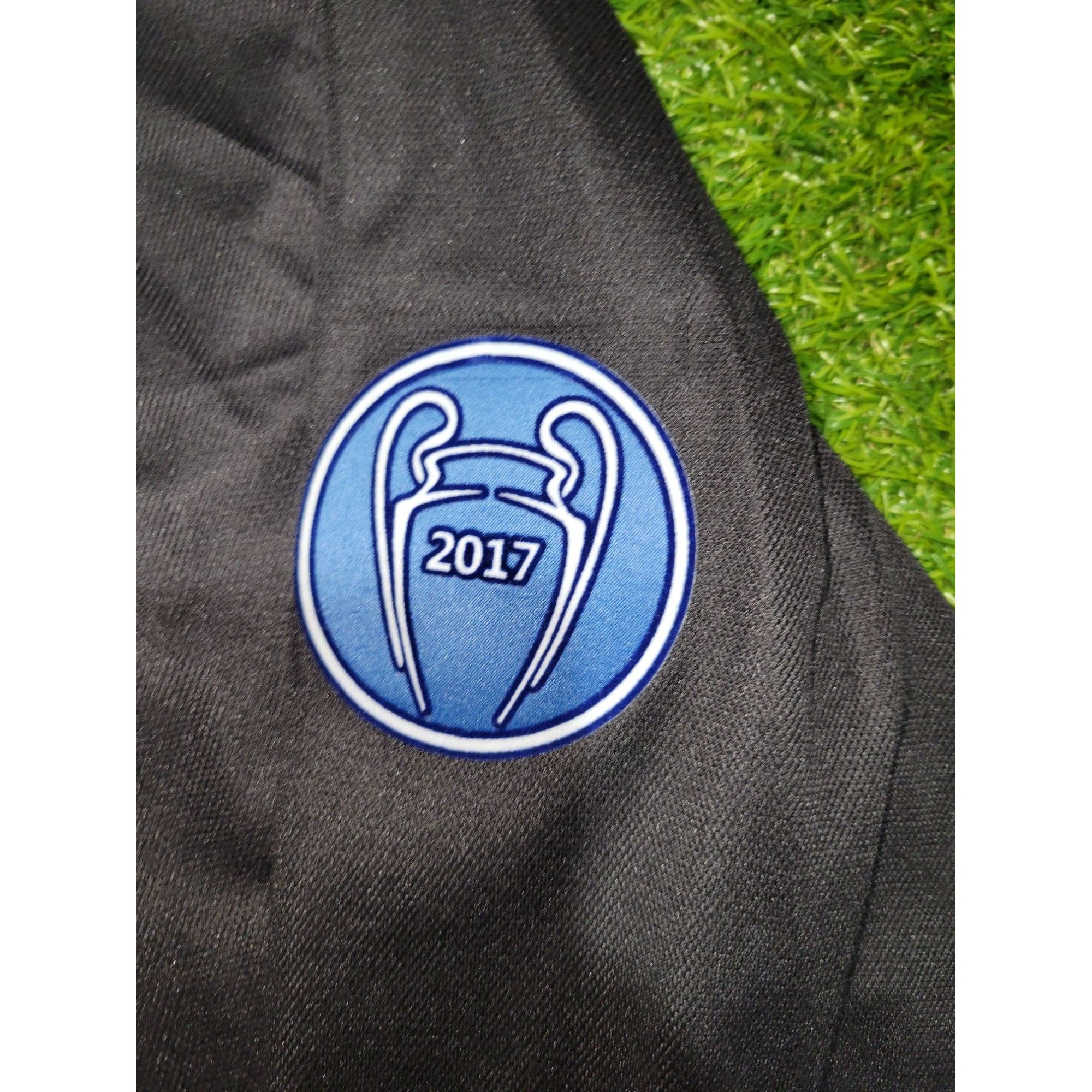 Adidas Ronaldo Real Madrid 2017 2018 UEFA Away Soccer Jersey BNWT L Size US L / EU 52-54 / 3 - 4 Thumbnail