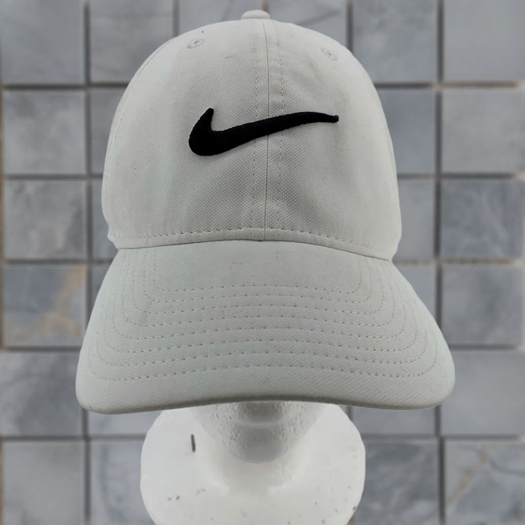 Nike Nike Hat Cap Strap Back White Black Swoosh Embroidered Cotton Mens Golf Athletic Size ONE SIZE - 1 Thumbnail