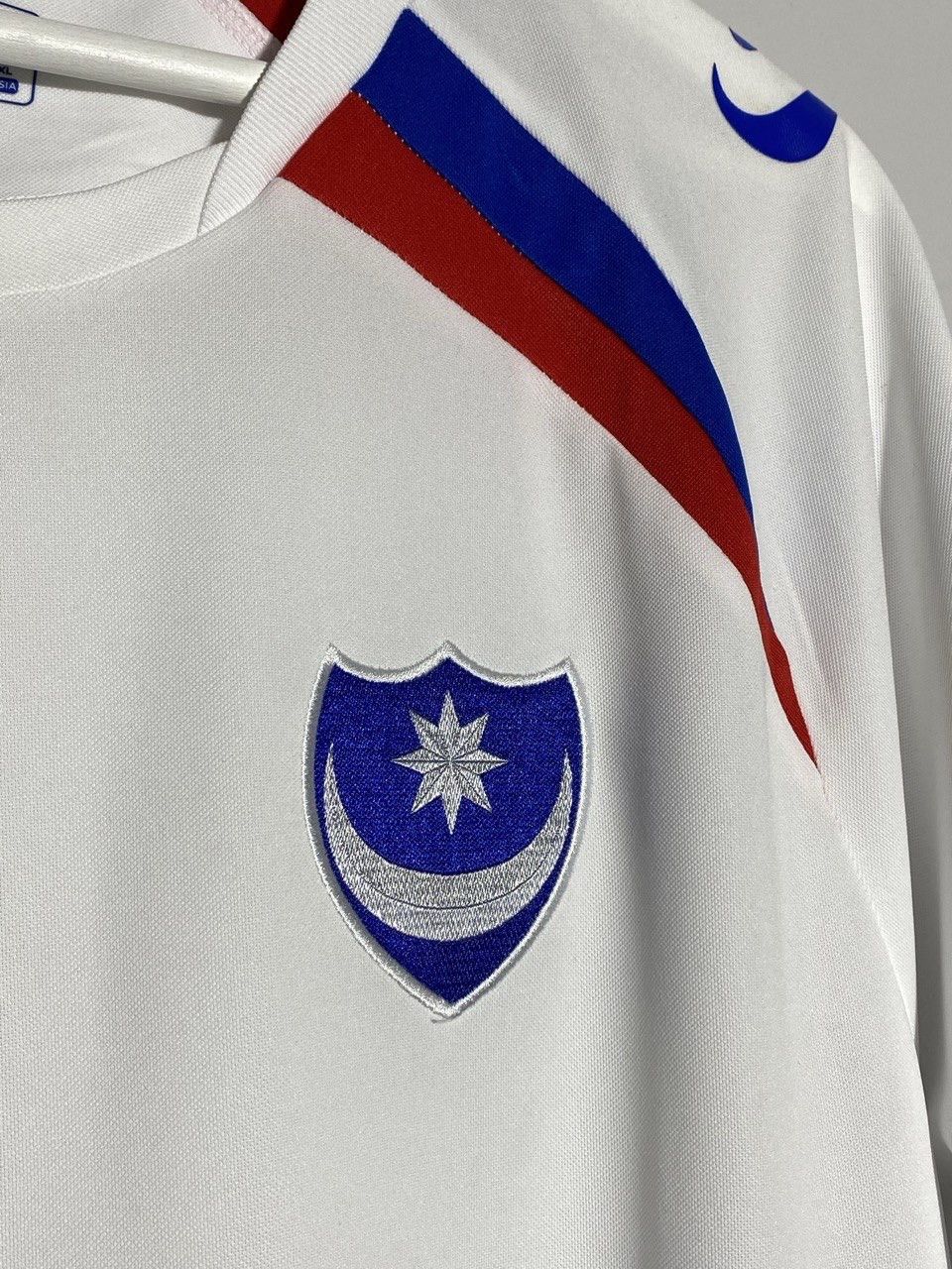 Other Sondico Portsmouth FC 2015/16 Away Football Shirt Jersey Size US L / EU 52-54 / 3 - 6 Thumbnail