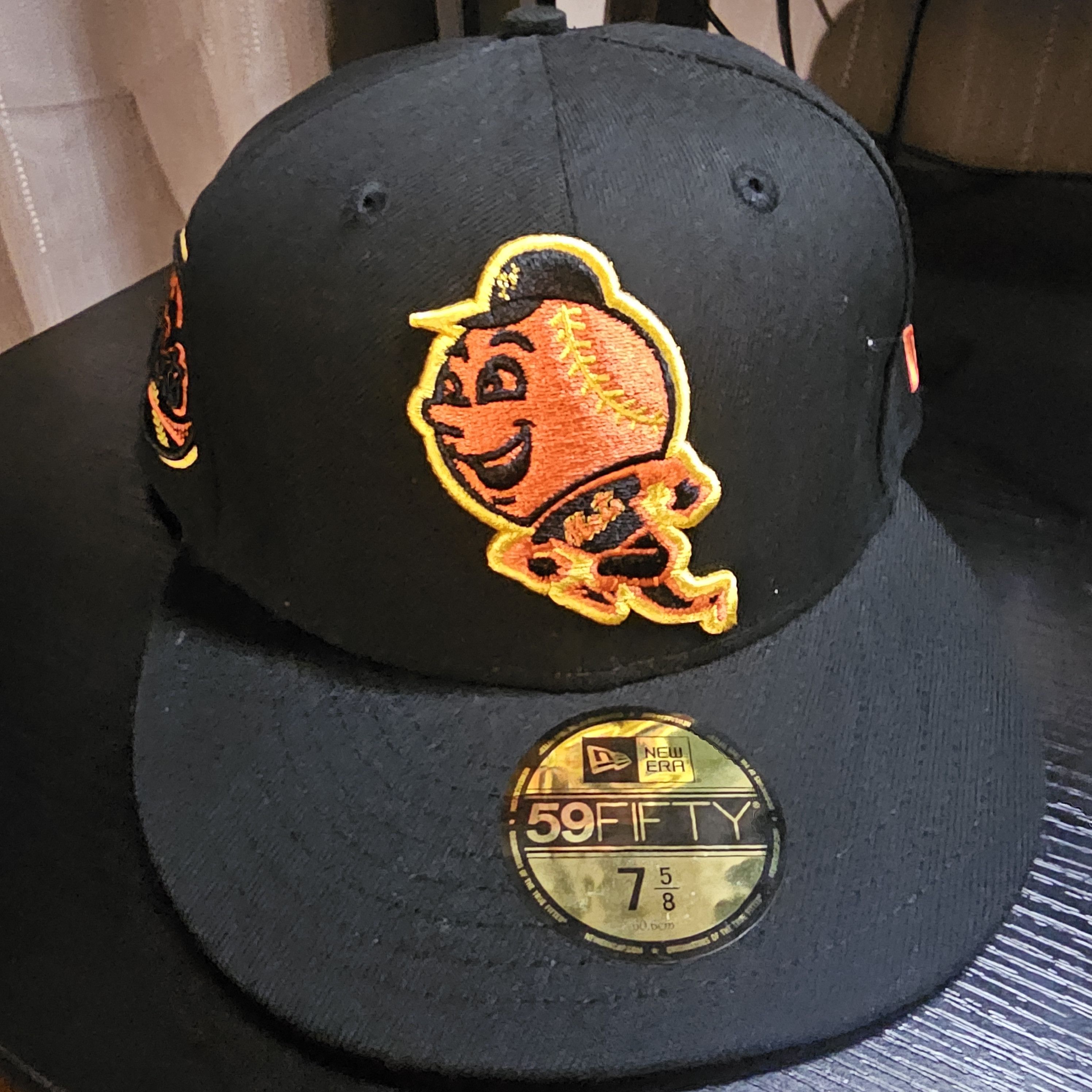 New Era Mr Met Fireman Exclusive Size ONE SIZE - 1 Thumbnail