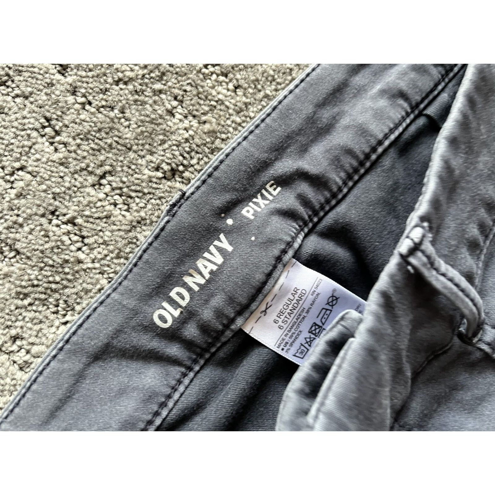 Old Navy VINTAGE Old Navy Pixie Ankle Pants Women Size 6 Gray High Rise Slim Pockets 90s Womens Size 28" / US 6 / IT 42 - 5 Thumbnail