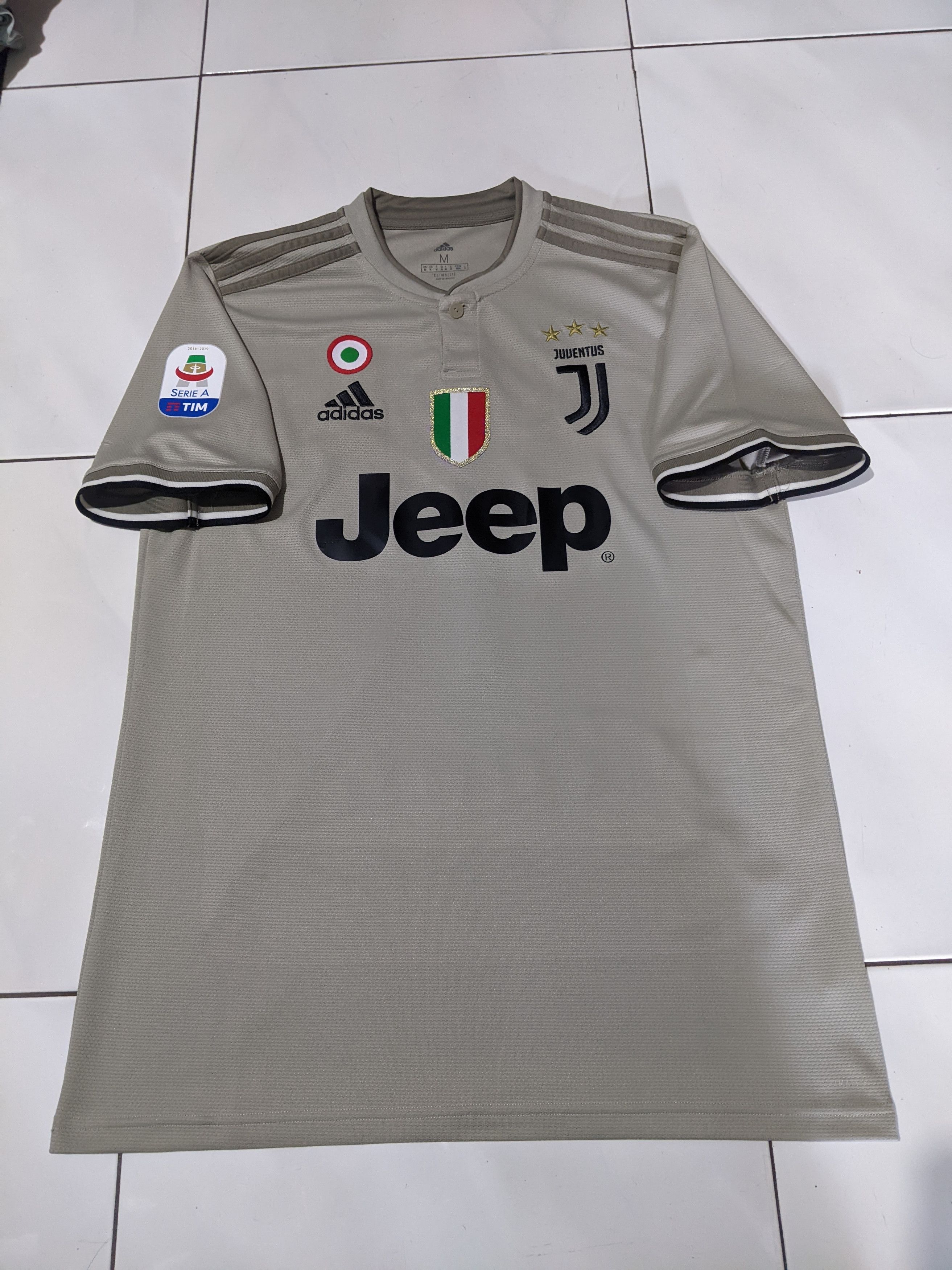 Juventus 2018-2019 Away Jersey Cristiano Ronaldo 7