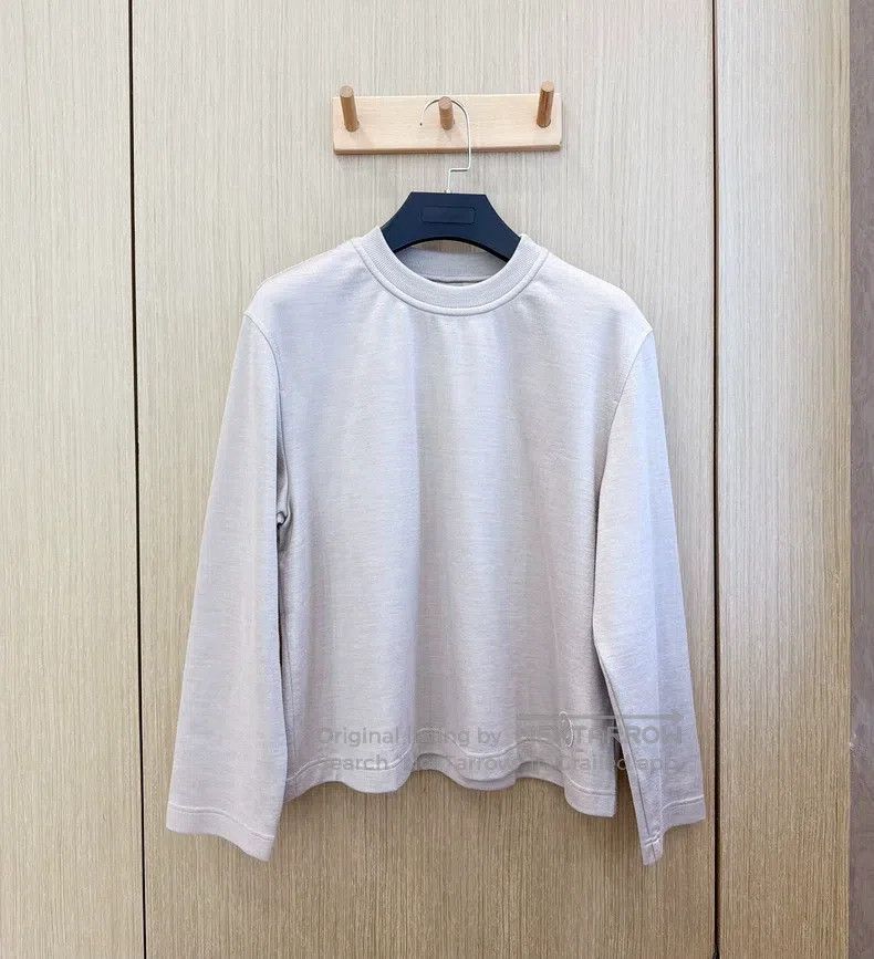 Hermes Hermes Oatmeal-colored silk cotton round-neck seal logo sw Size 4XL / US 24-26 - 1 Thumbnail