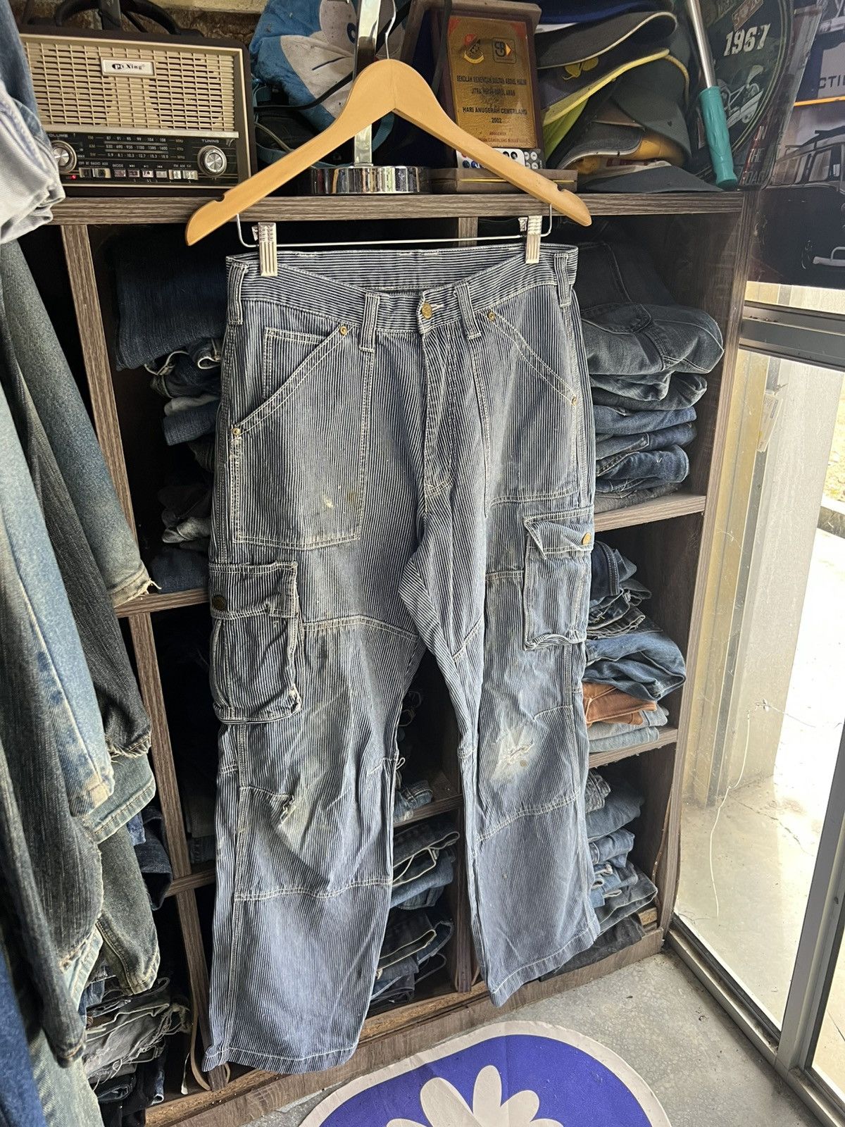 Japanese Brand 🔥Vintage Dogman Hickory Stripe Cargo Work Pant Size US 31 - 7 Thumbnail