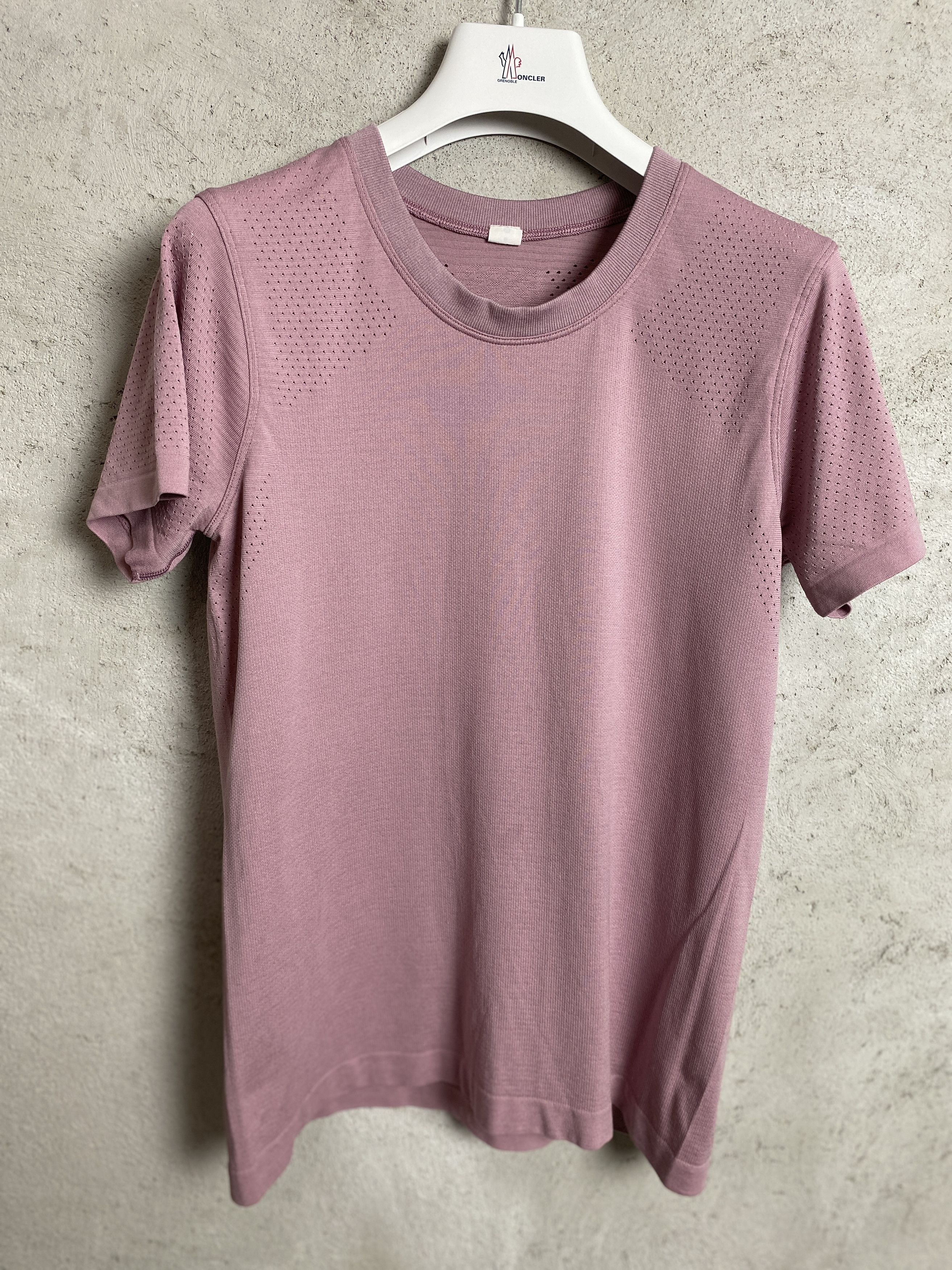 Lululemon Lululemon t-shirt tee sport gym pilates yoga Size M / US 6-8 / IT 42-44 - 1 Thumbnail