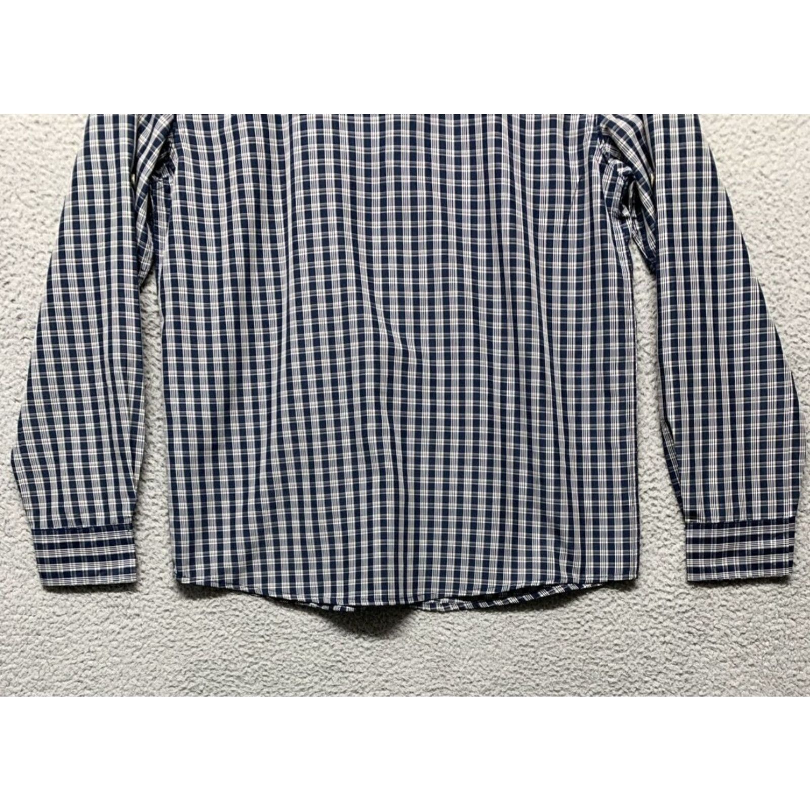 Wrangler Wrangler Outdoor Reg Fit Button Shirt Mens M Blue Plaid Vented Pockets 1-7" Zip Size US M / EU 48-50 / 2 - 6 Thumbnail